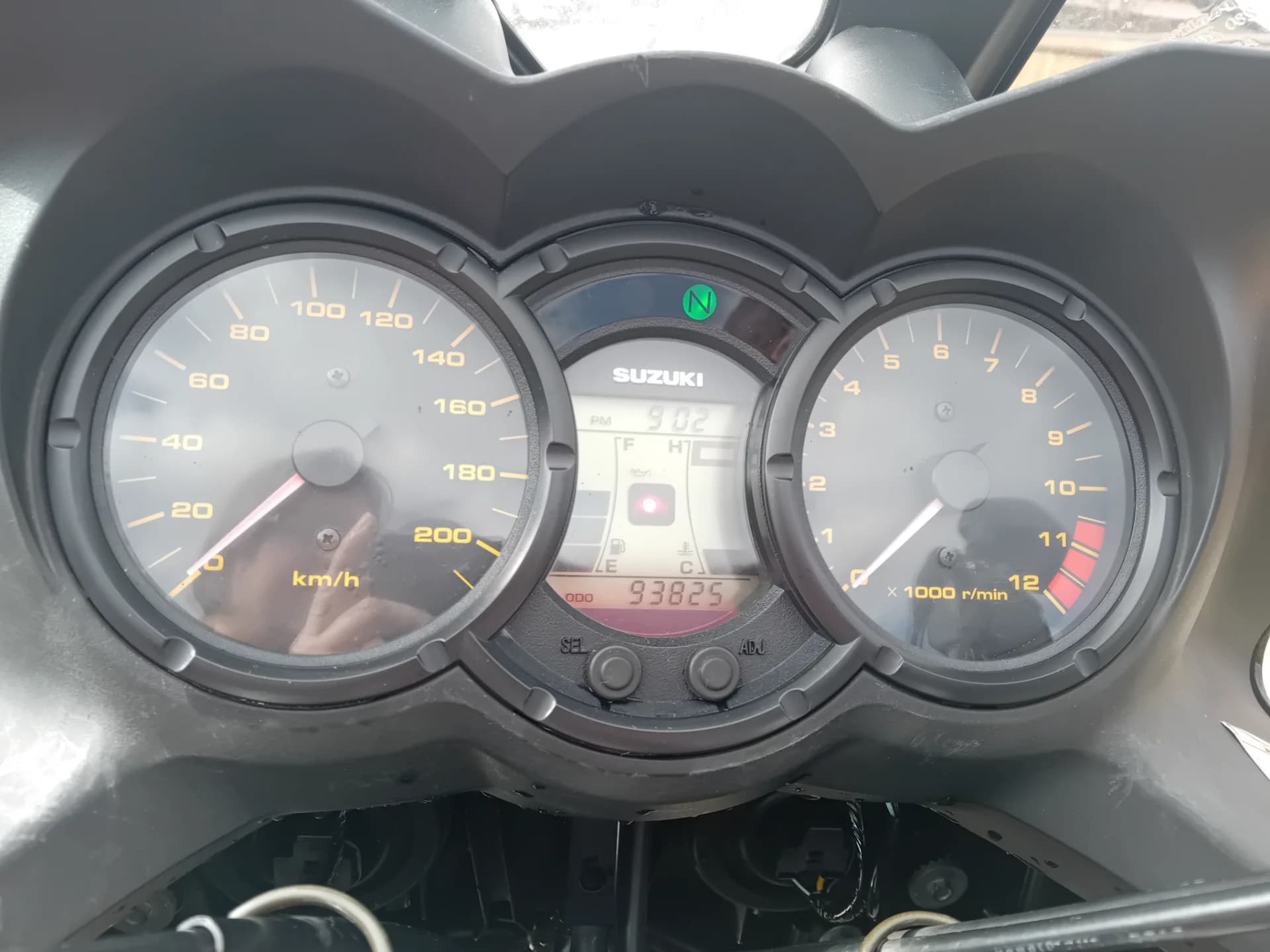 Suzuki V Strom DL 650 – fotografia 5 din 6
