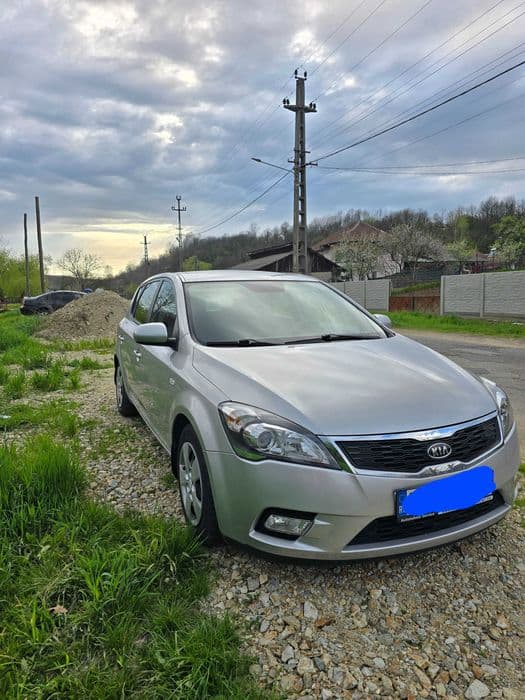 Kia Ceed 1,6 crdi, 2010 Facelift - 3300 euro IMPECABILA  3 300 € – fotografia 2 din 7