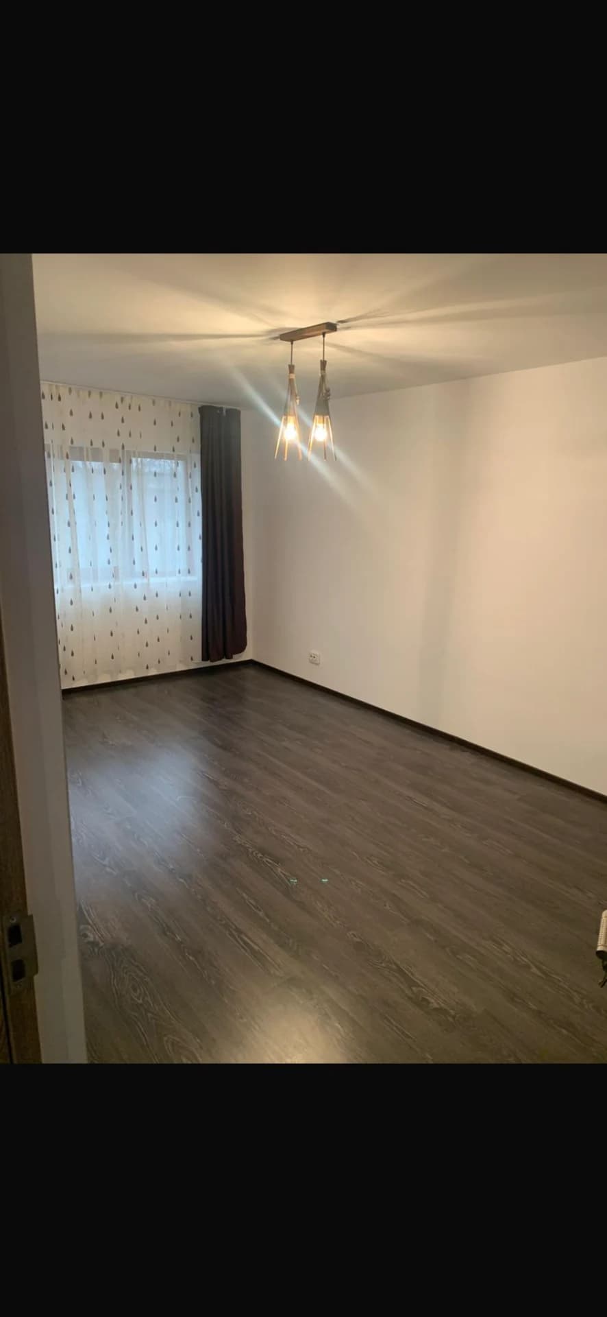 Vand apartament decomandat 54mp recent renovat