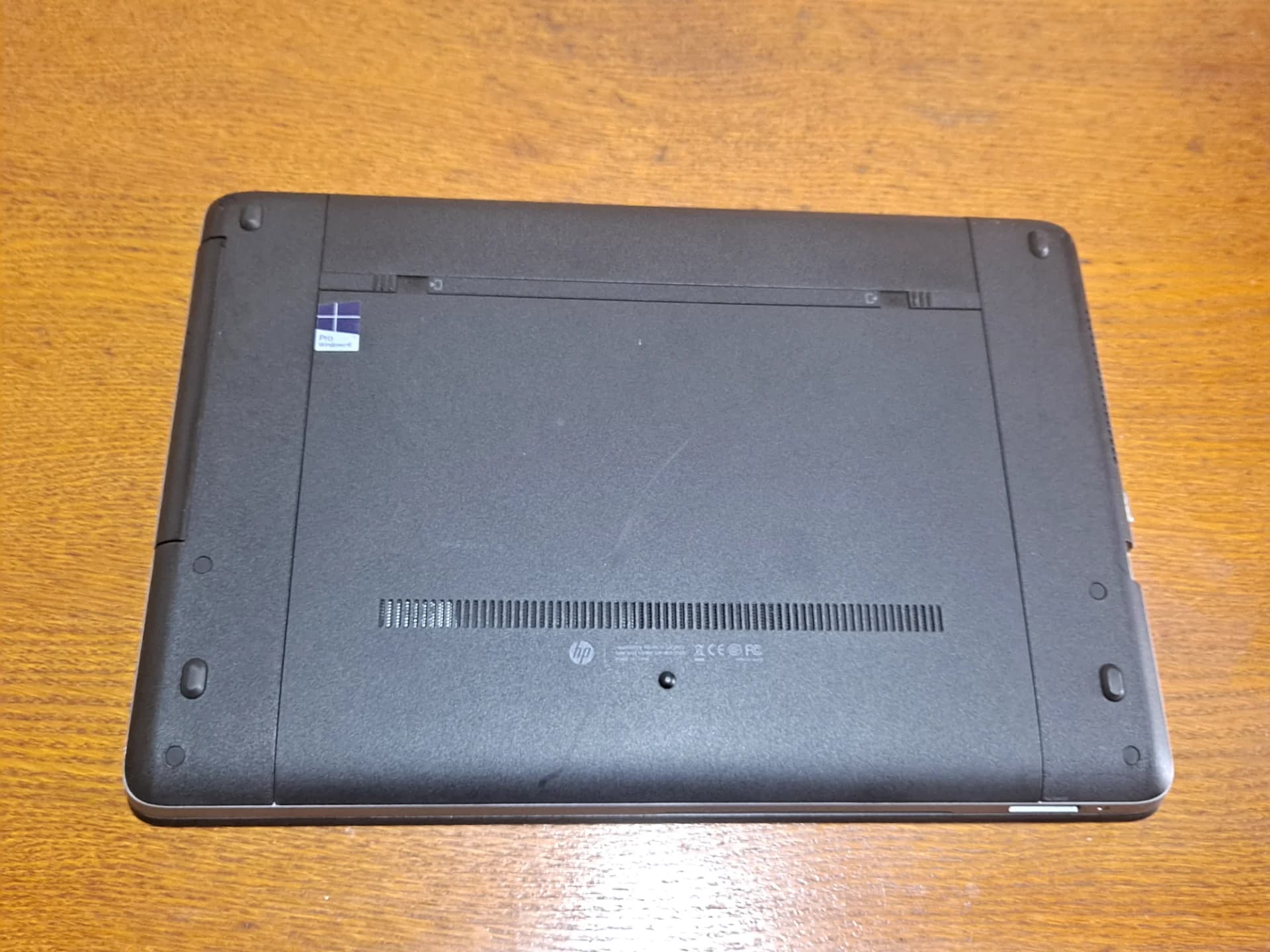 Vand laptop HP ProBook 450 G1--Intel i3-4000M--8GB RAM--120 GB SSD