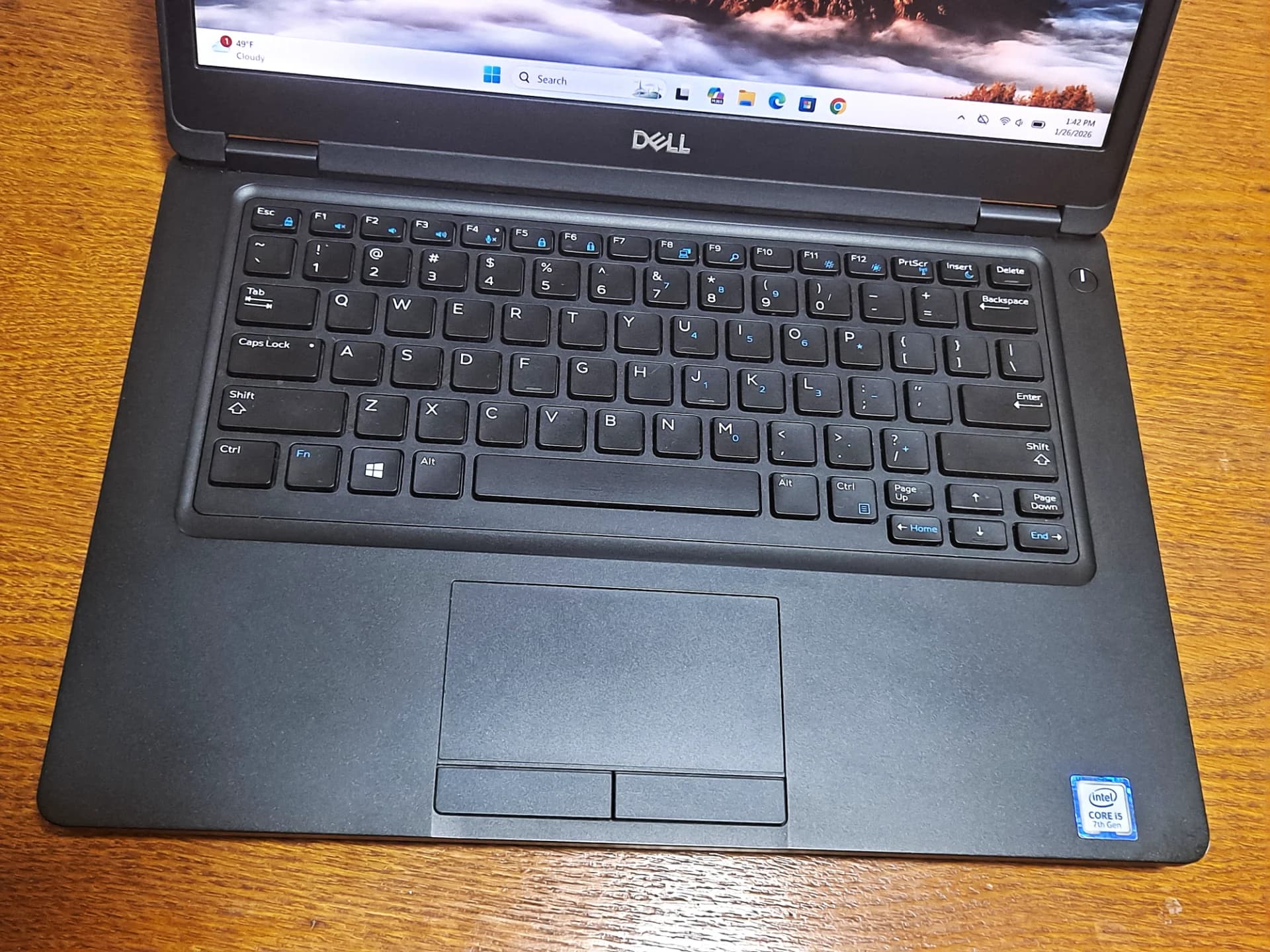 Vand laptop Dell Latitude 5490--14" FHD--i5-7300U--8GB DDR4--120GB SSD NOU tip NVME