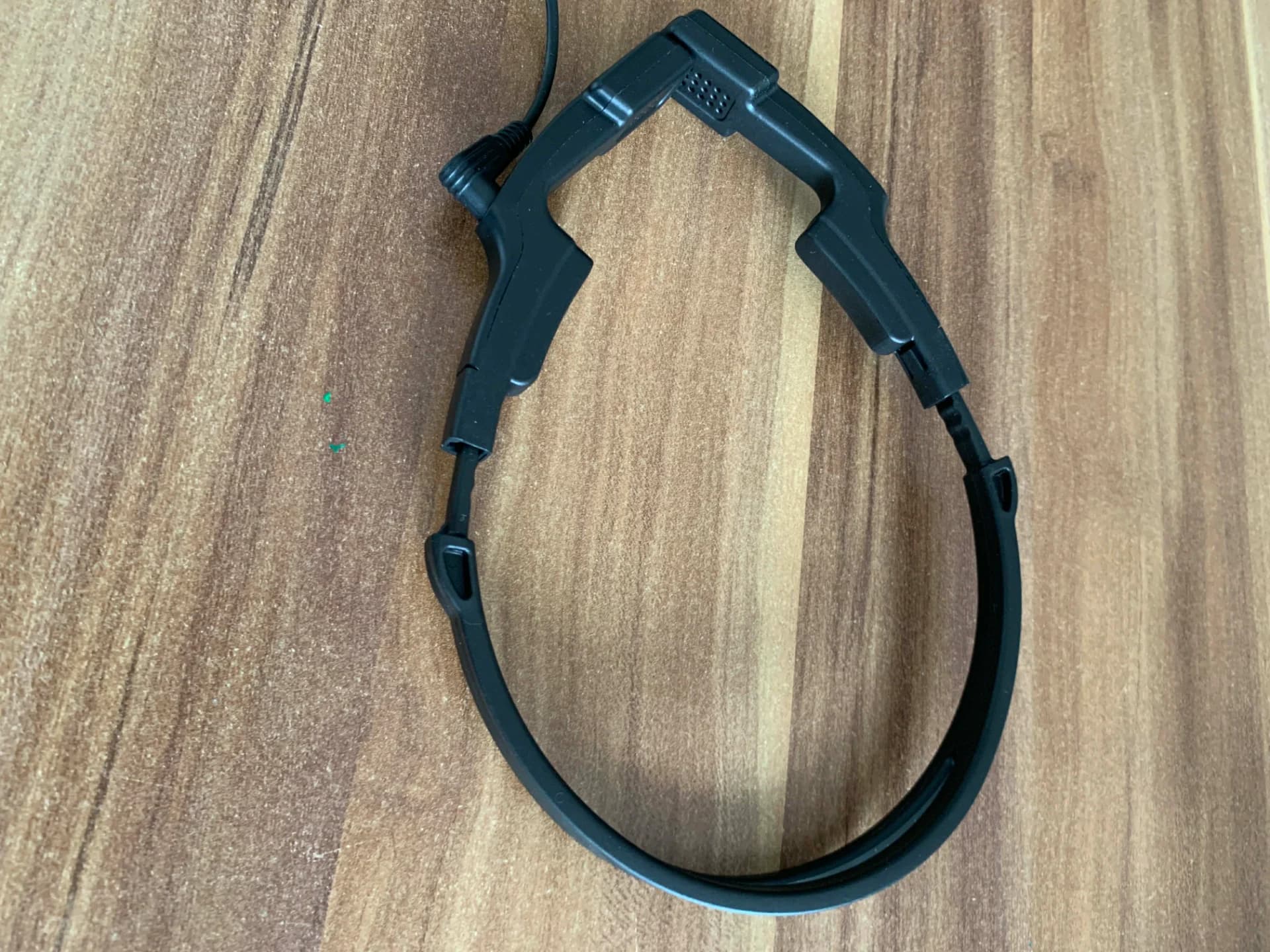 Casti noi-nefolosite – fotografia 4 din 5