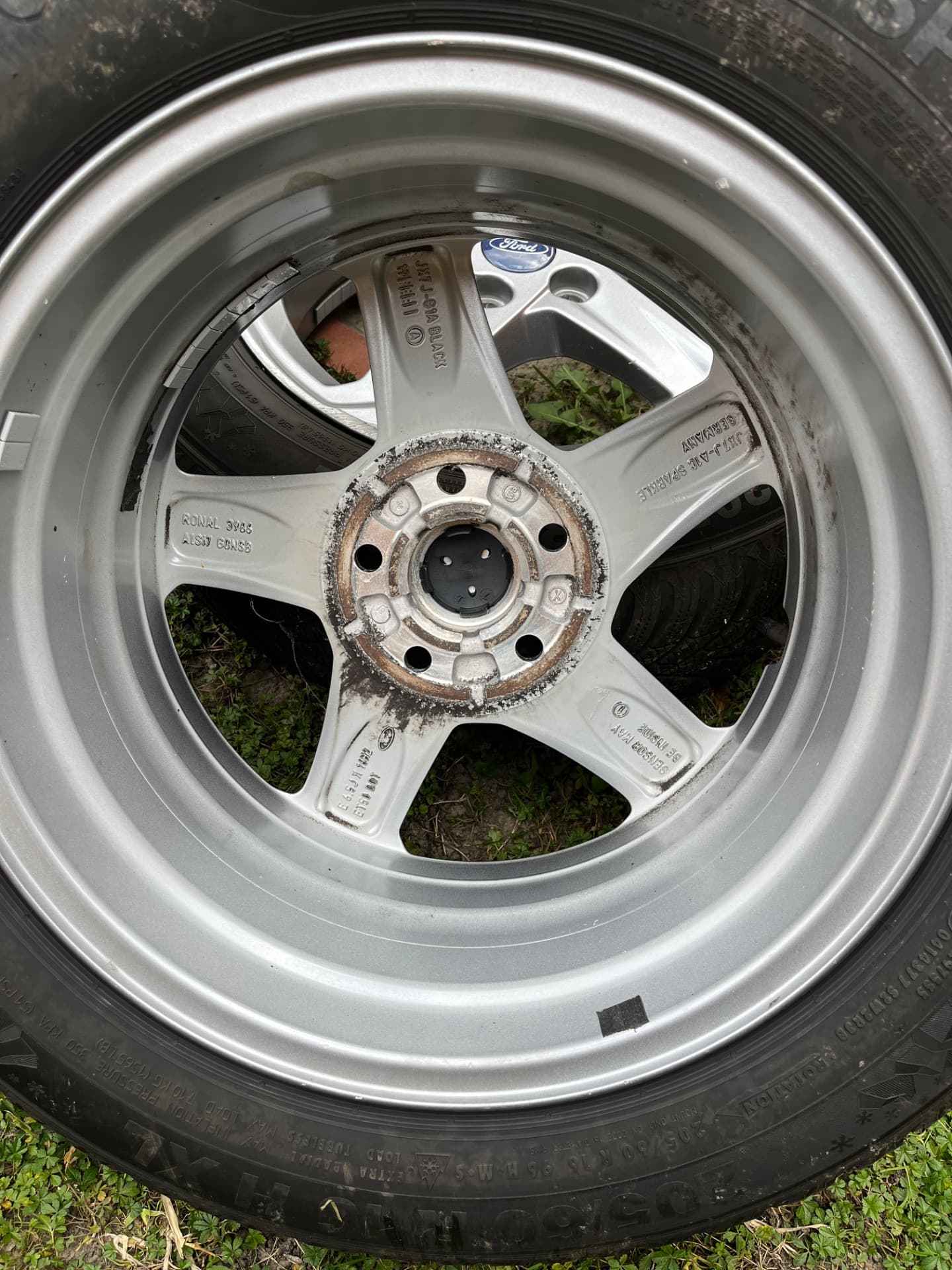 Jante aliaj Ford cu cauciucuri iarnă 205.60.16 – fotografia 4 din 8