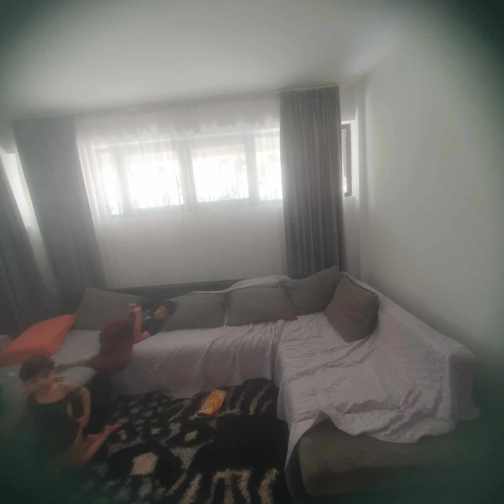 Vand apartament 3+1 camere,decomandat ,bloc din 2013 – fotografia 3 din 8