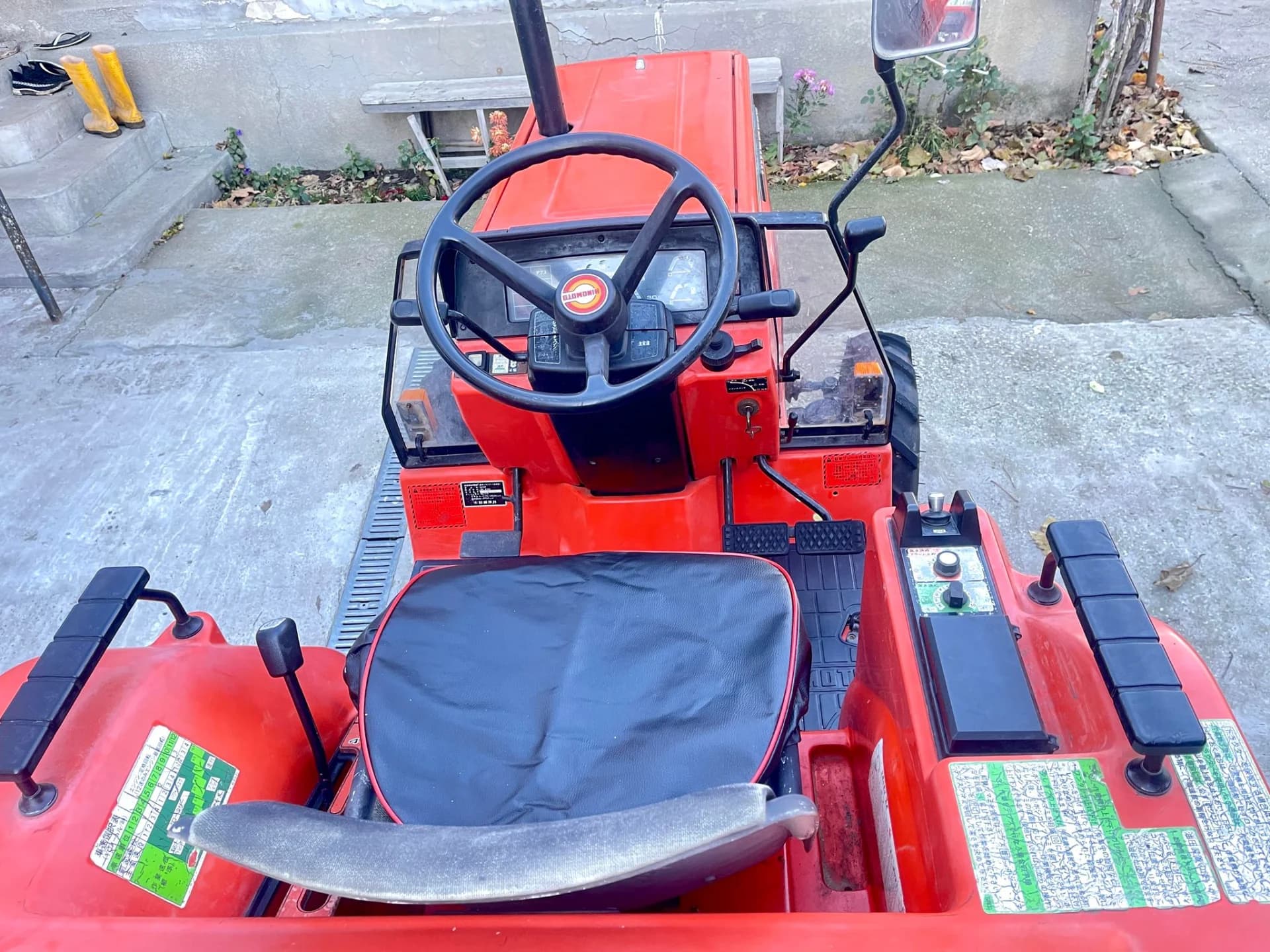 Tractor-Japonez Hinomoto N209 4X4 freza+plug ! – fotografia 2 din 8