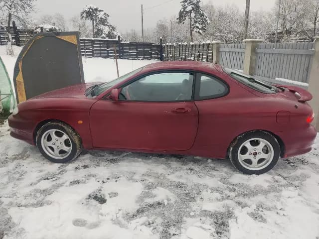 Hyundai Coupe