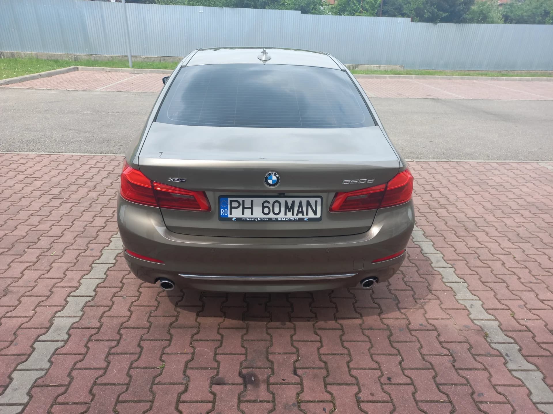 BMW G30 520 X DRIVE LUXURI LINE – fotografia 3 din 8