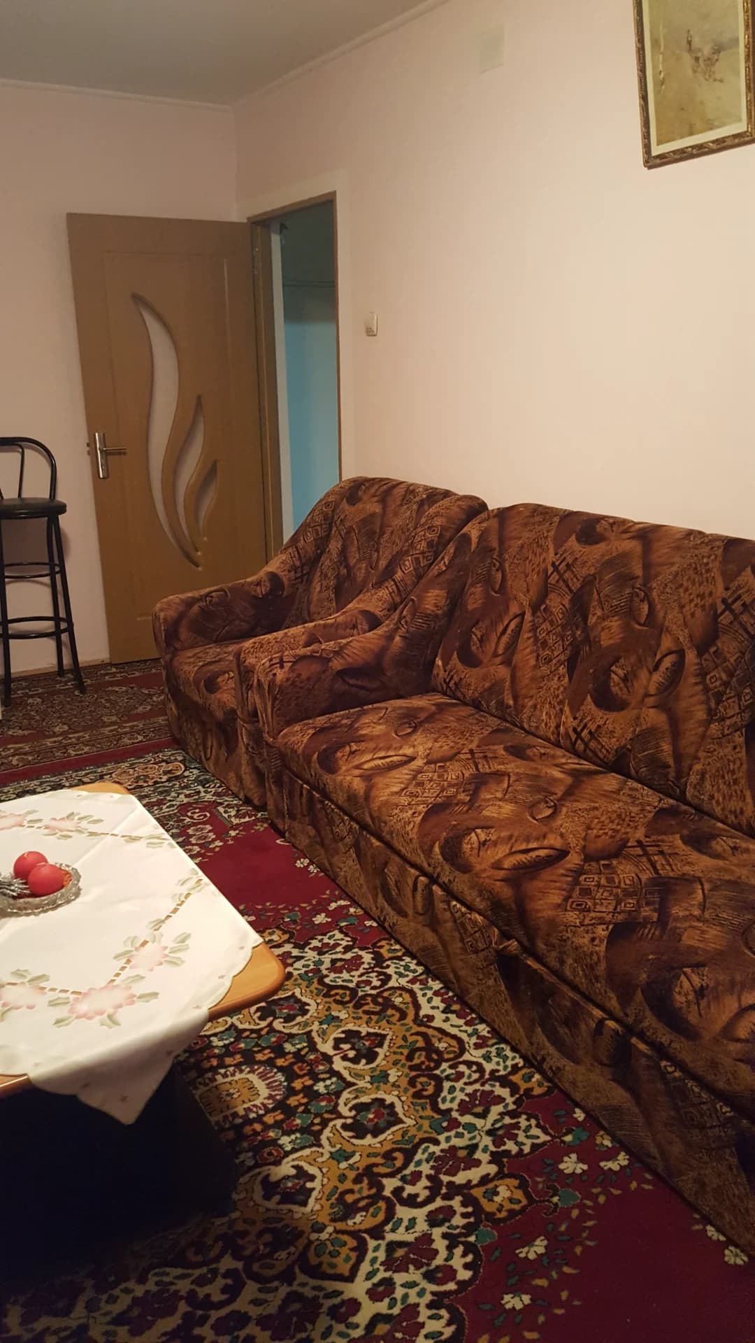 Vand apartament 3 camere cf.1 decomandat  Rahova-Sebastian str.Tutunari – fotografia 4 din 8