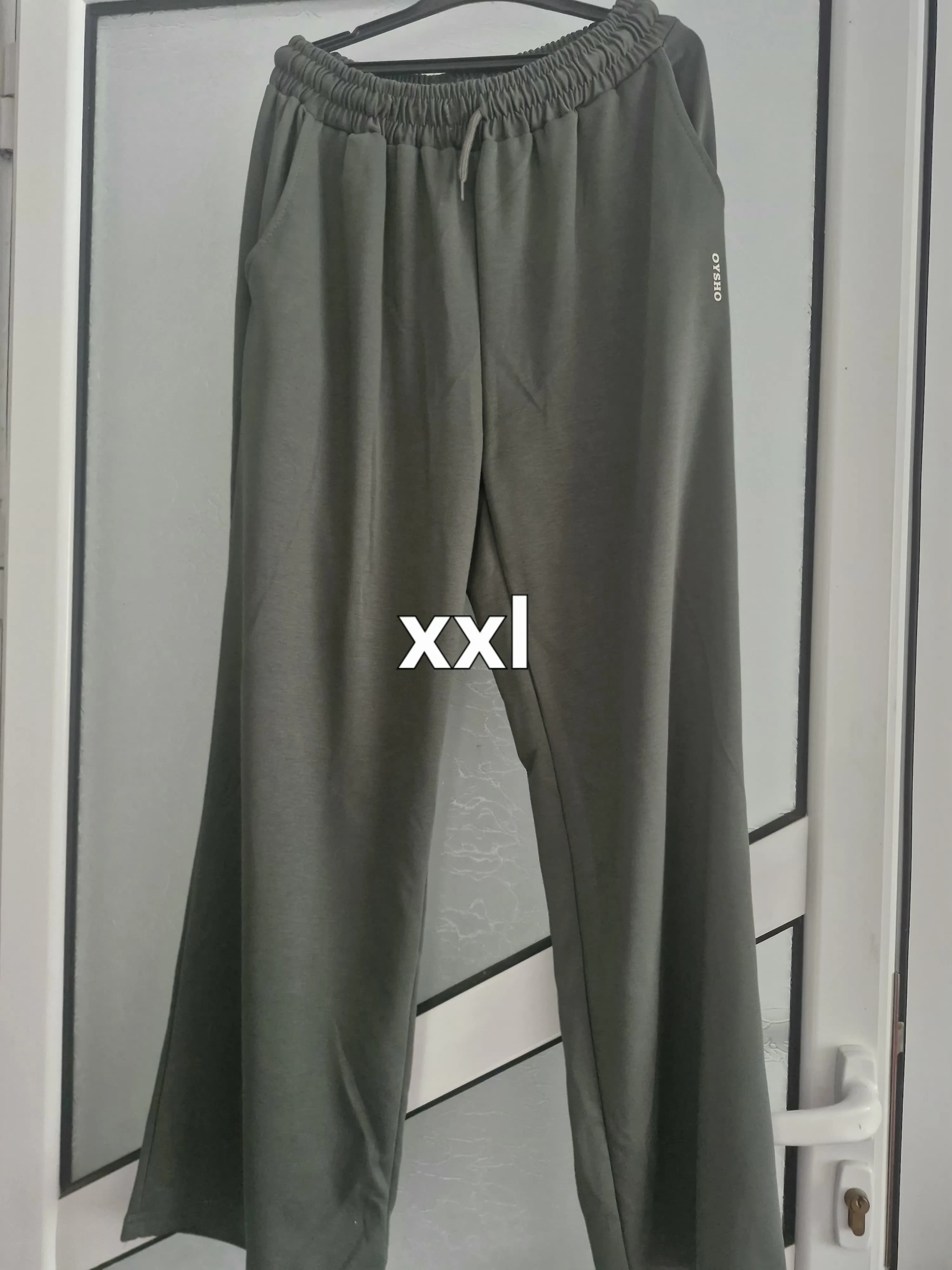 Pantaloni evazați – fotografia 7 din 7