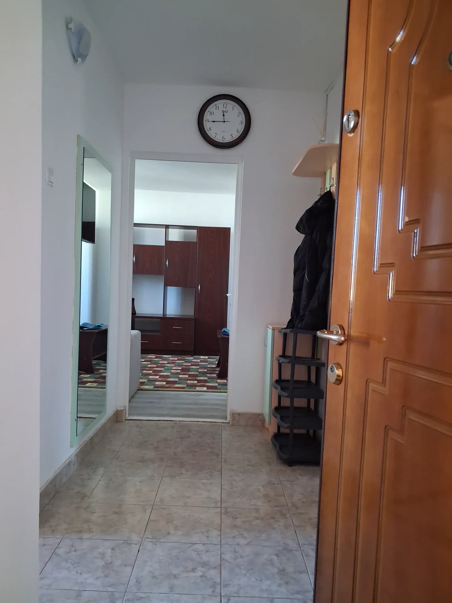 Inchiriez apartament 3 camere complet utilat zona ultracentrala – fotografia 6 din 8