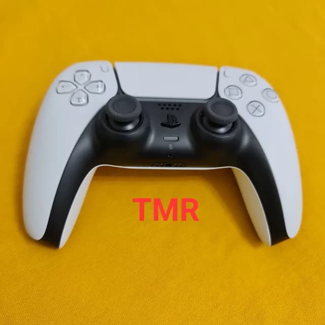 Controller PS5 cu TMR uri