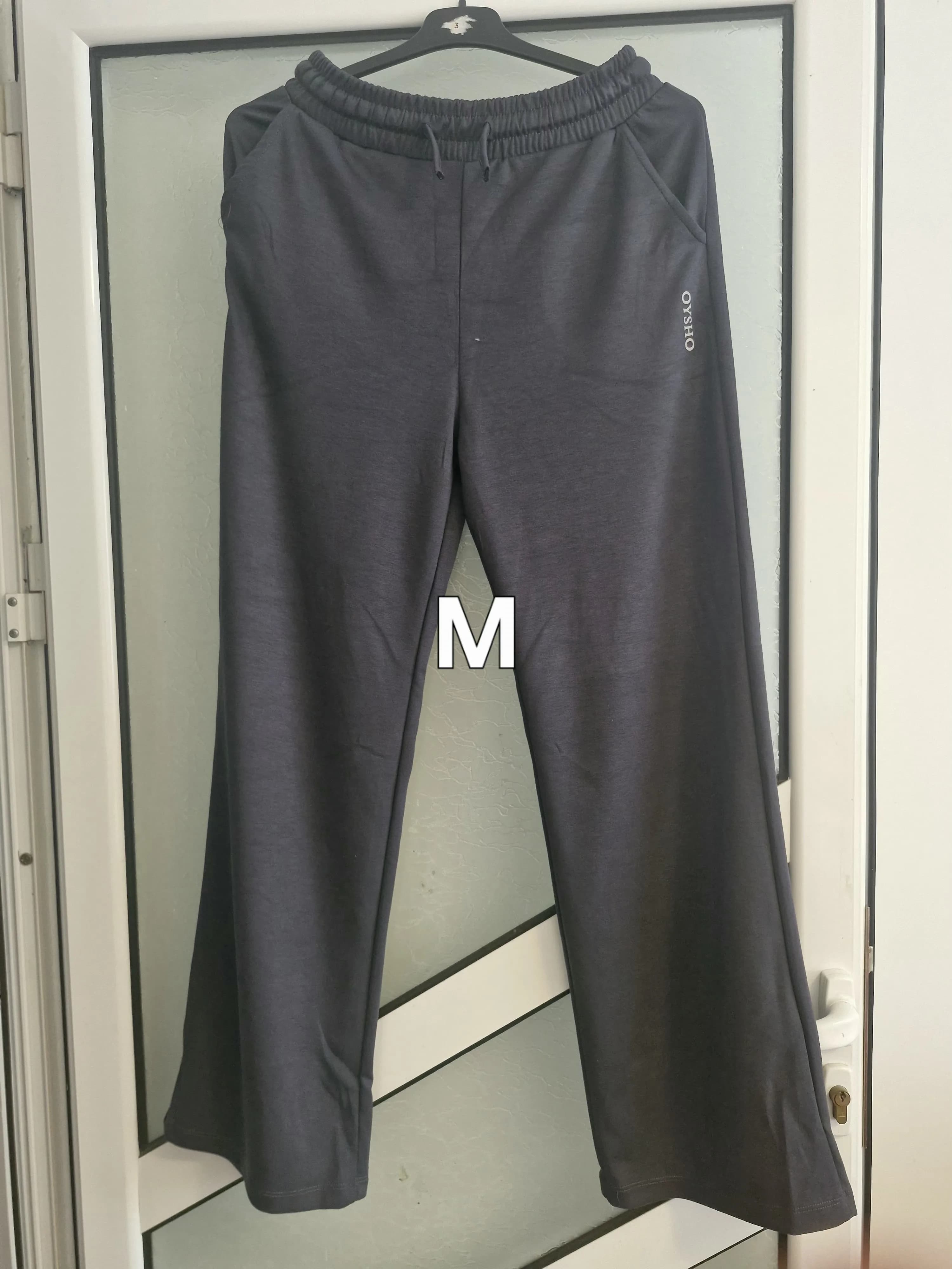 Pantaloni evazați – fotografia 2 din 7