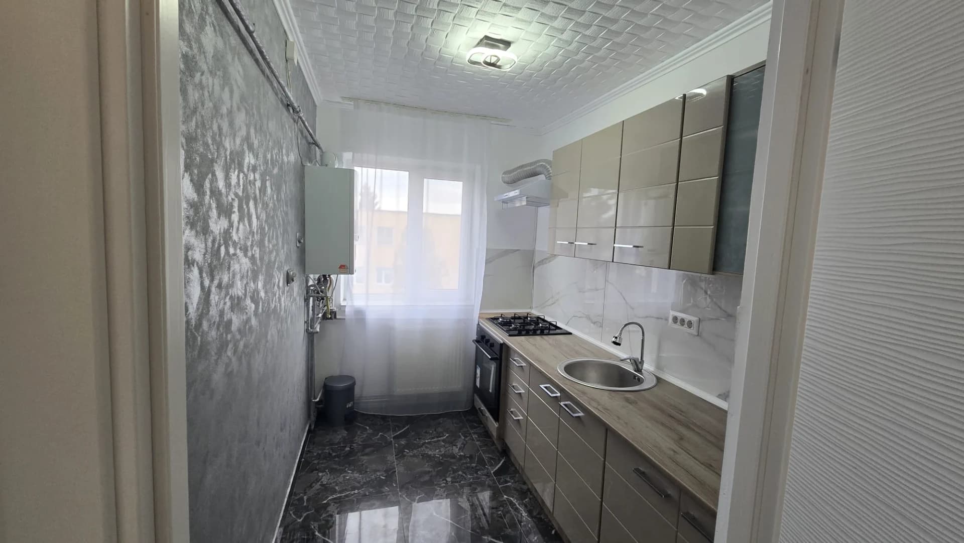 Apartament 3 camere – fotografia 6 din 8