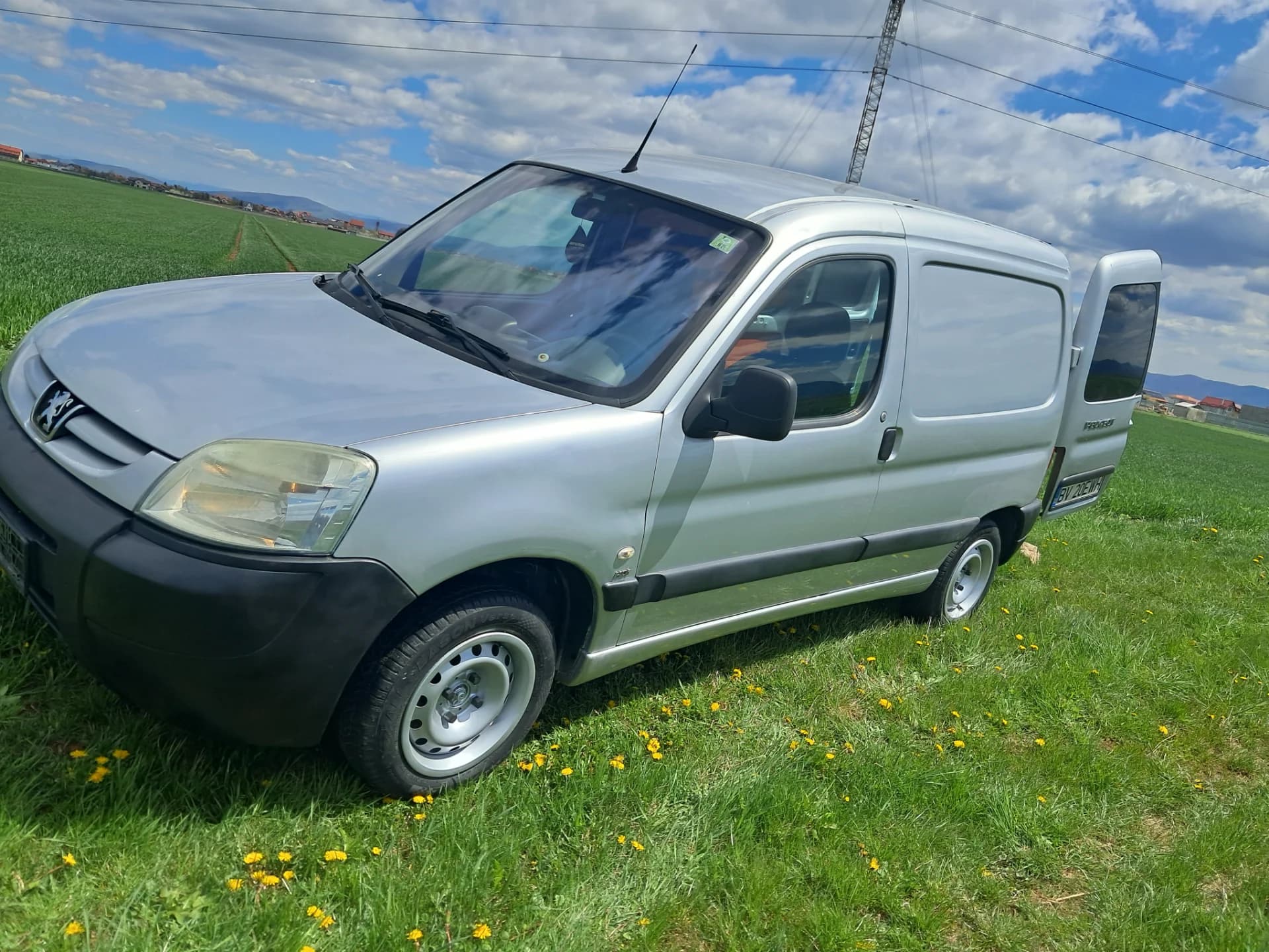 Peugeot Partner 1,6  2007 – fotografia 2 din 7