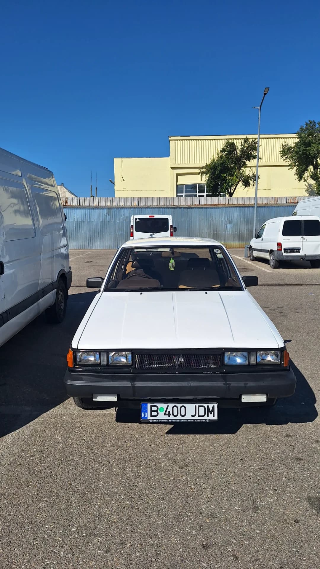 Toyota Carina – fotografia 3 din 8