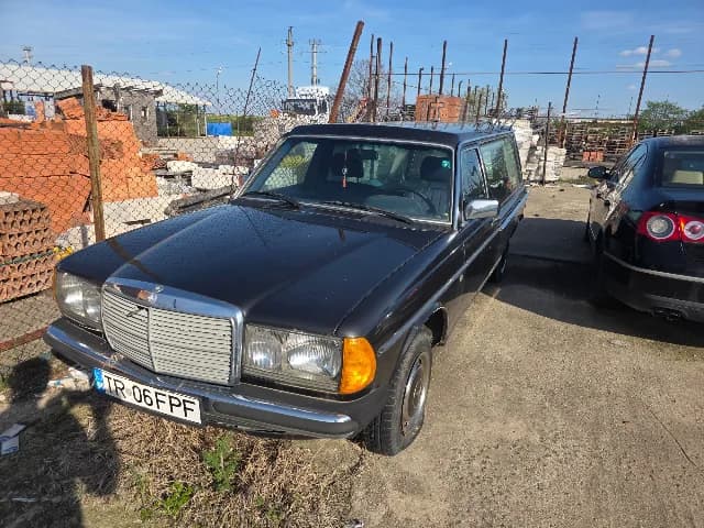 Mercedes istoric Cobra Funerar