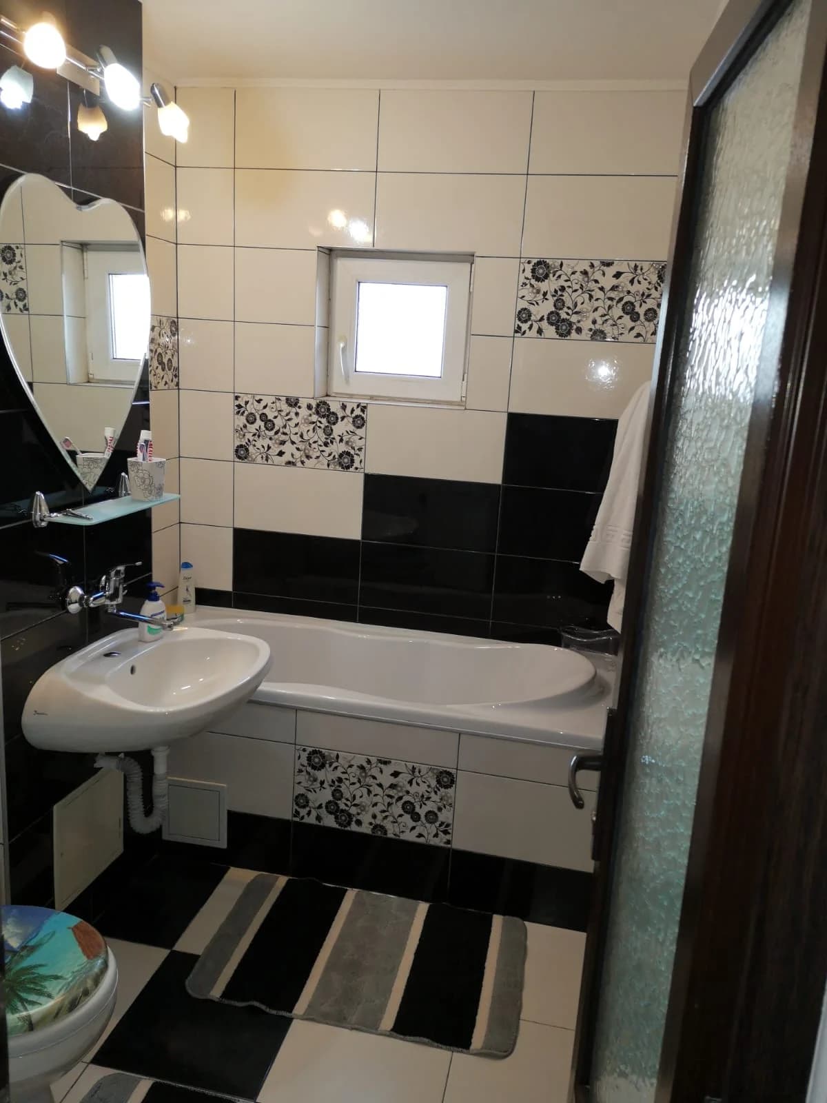 155000 eur apartament 4 camere – fotografia 3 din 8