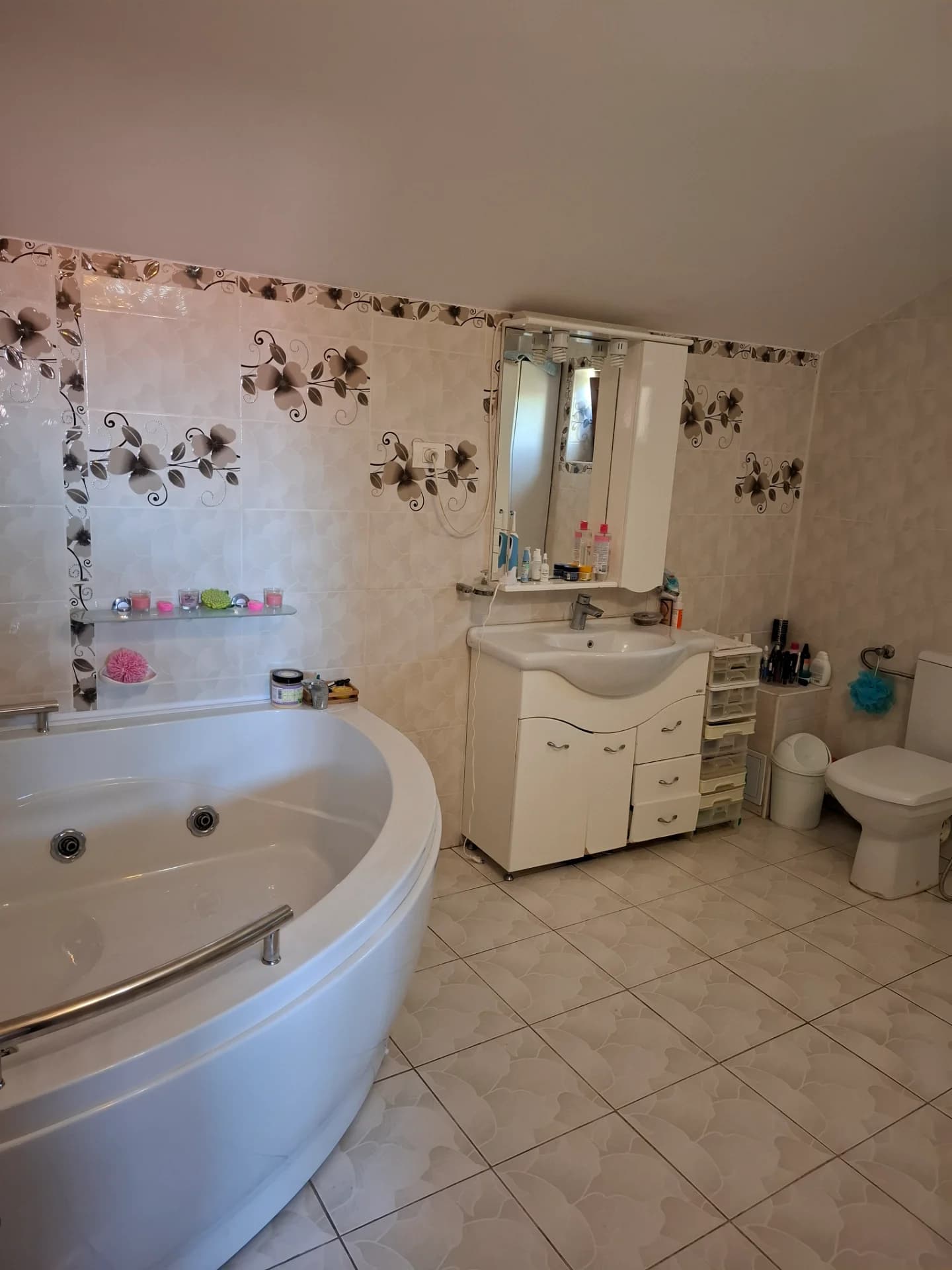 Vindem vila d.p.m – fotografia 5 din 8