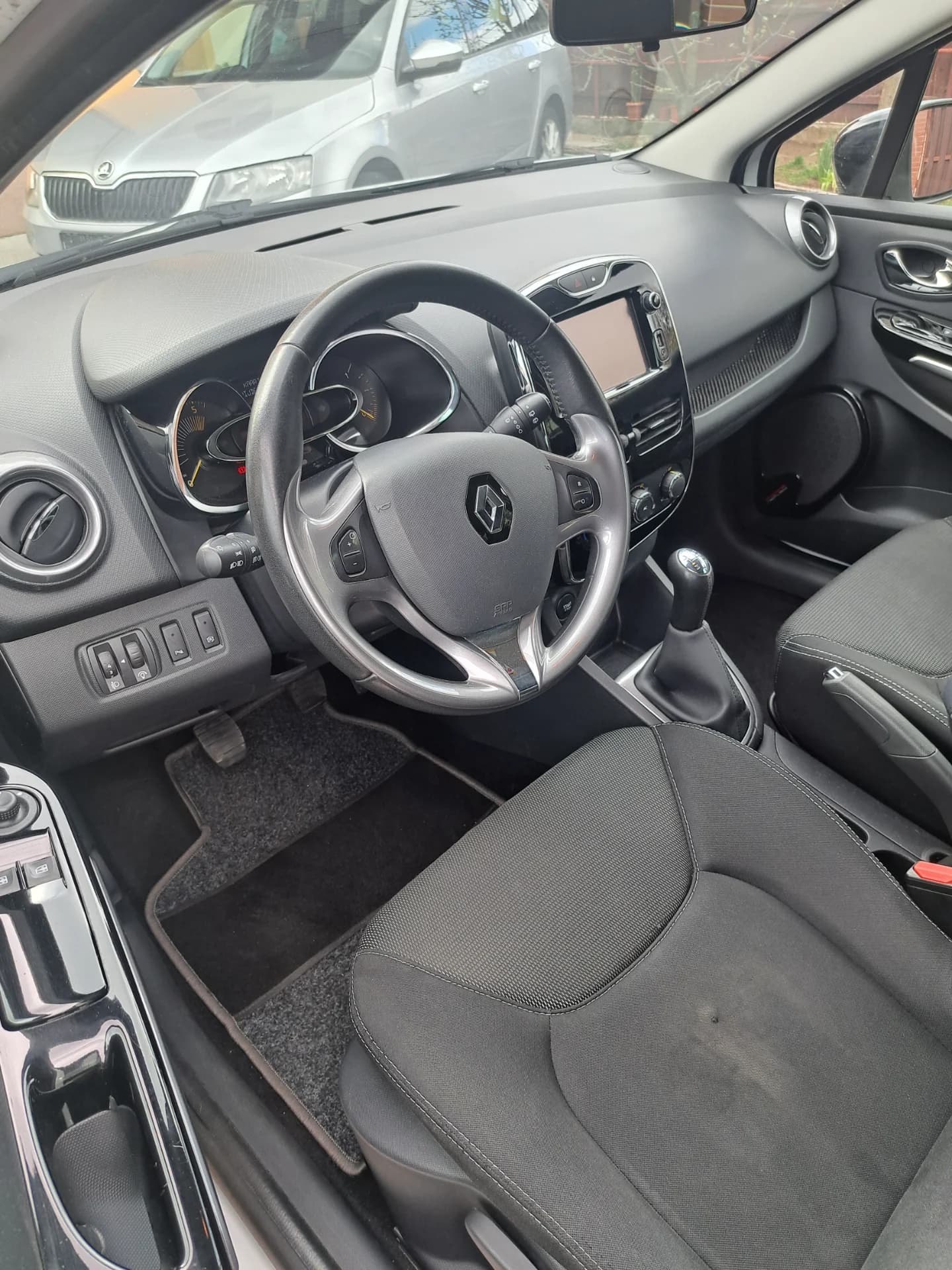 Clio Estate,1.5dci,Daylight led – fotografia 5 din 8