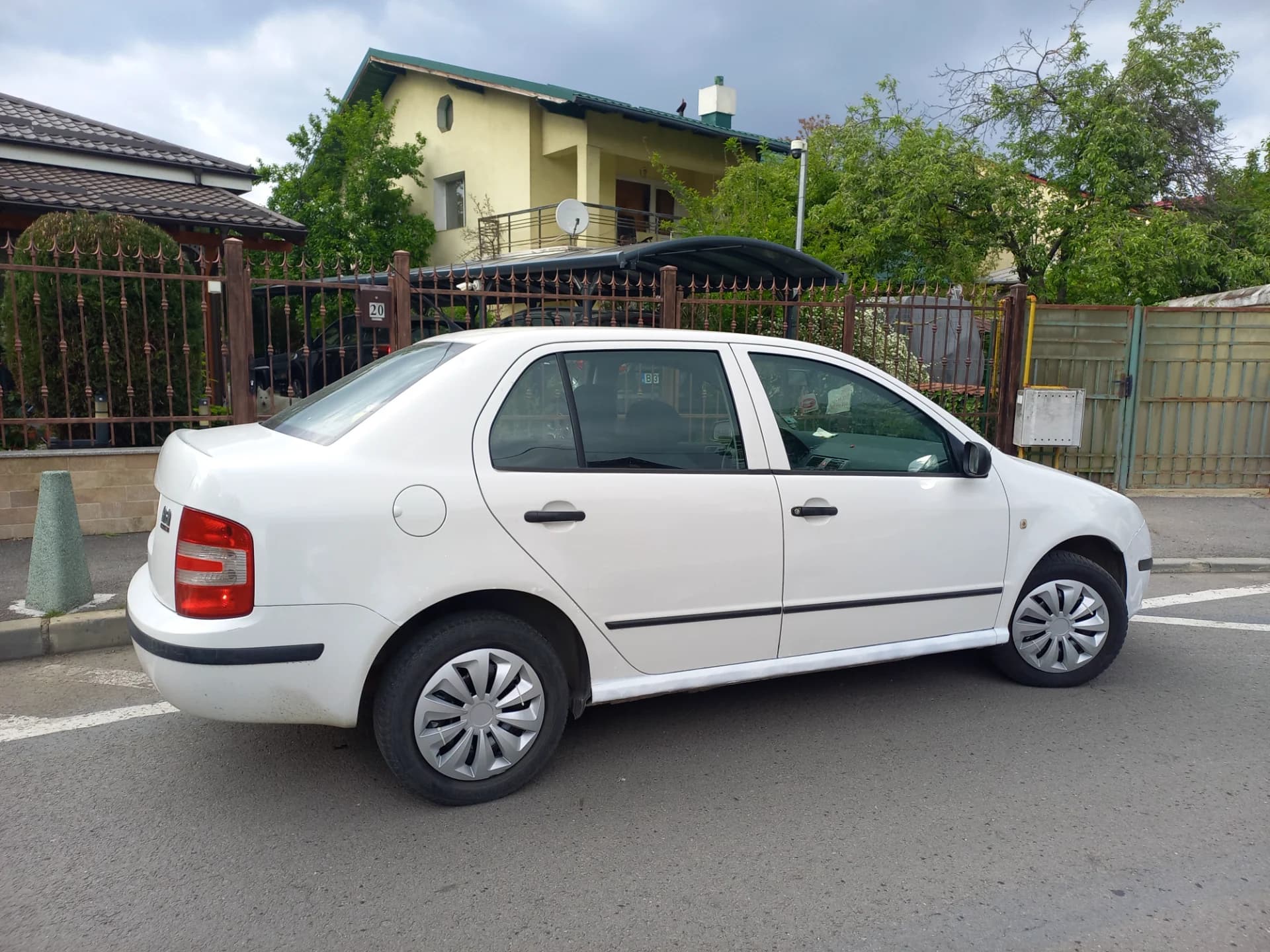 Skoda fabia 1.2 benzina 2008 – fotografia 5 din 6