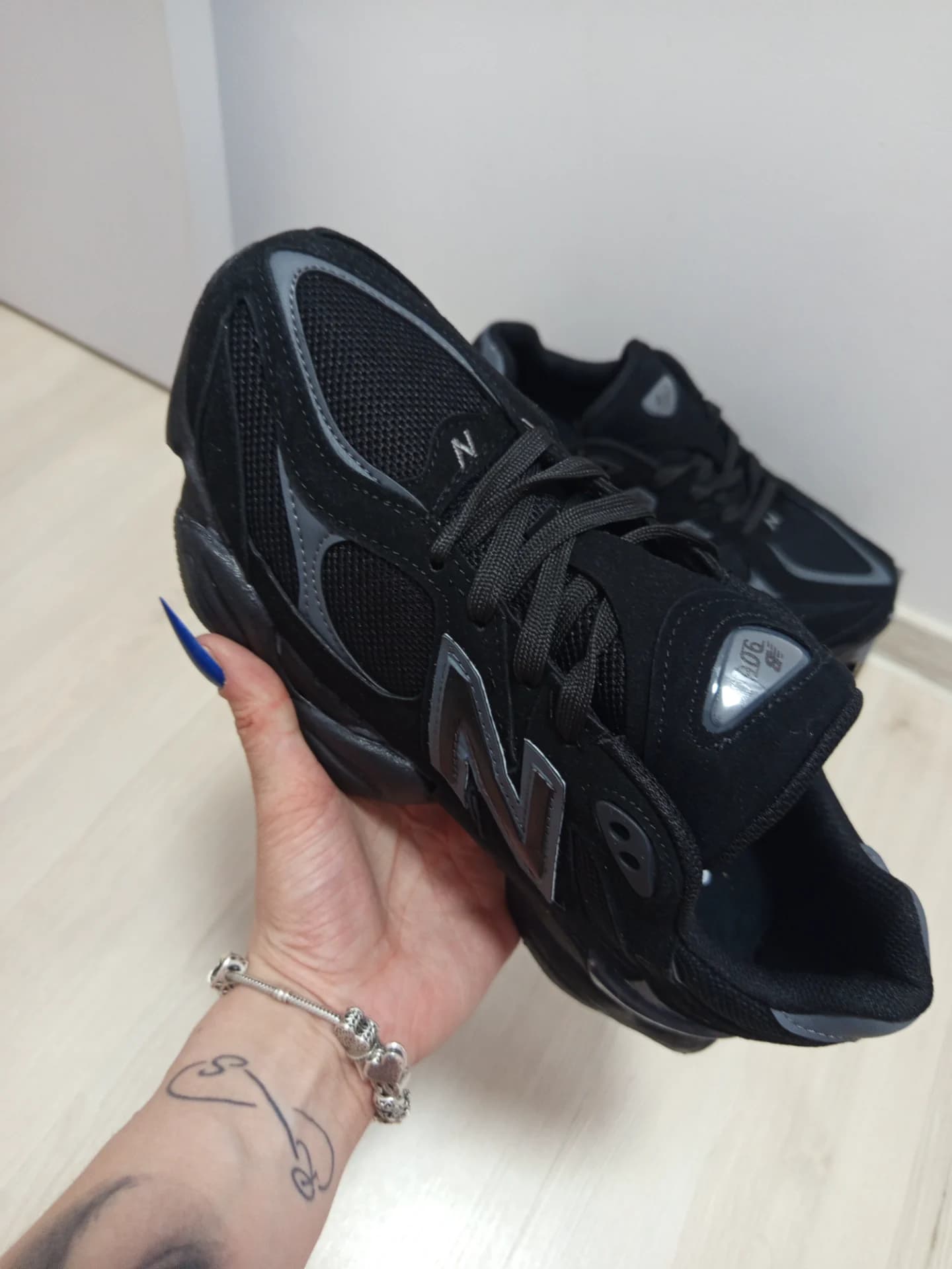 Adidași Newbalance 9060 – fotografia 6 din 6