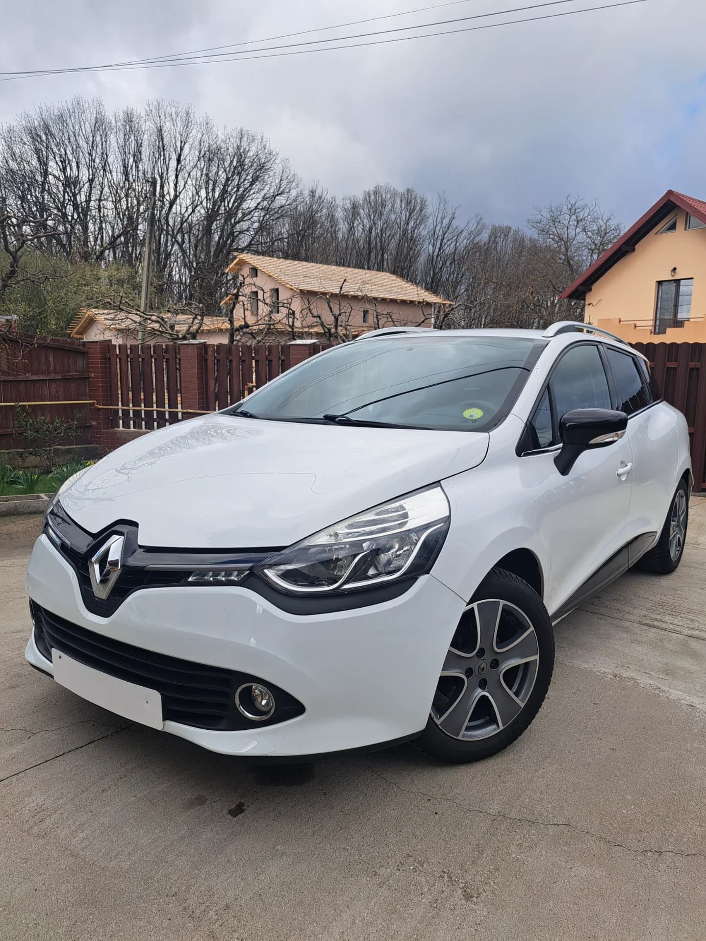 Clio Estate,1.5dci,Daylight led – Pitesti, Argeș – Mașini