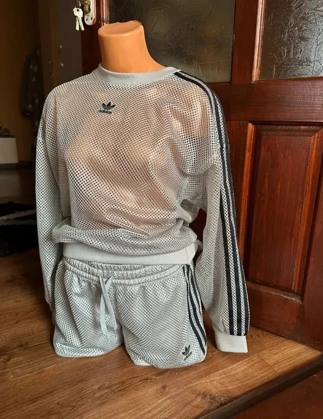 Compleu Adidas
