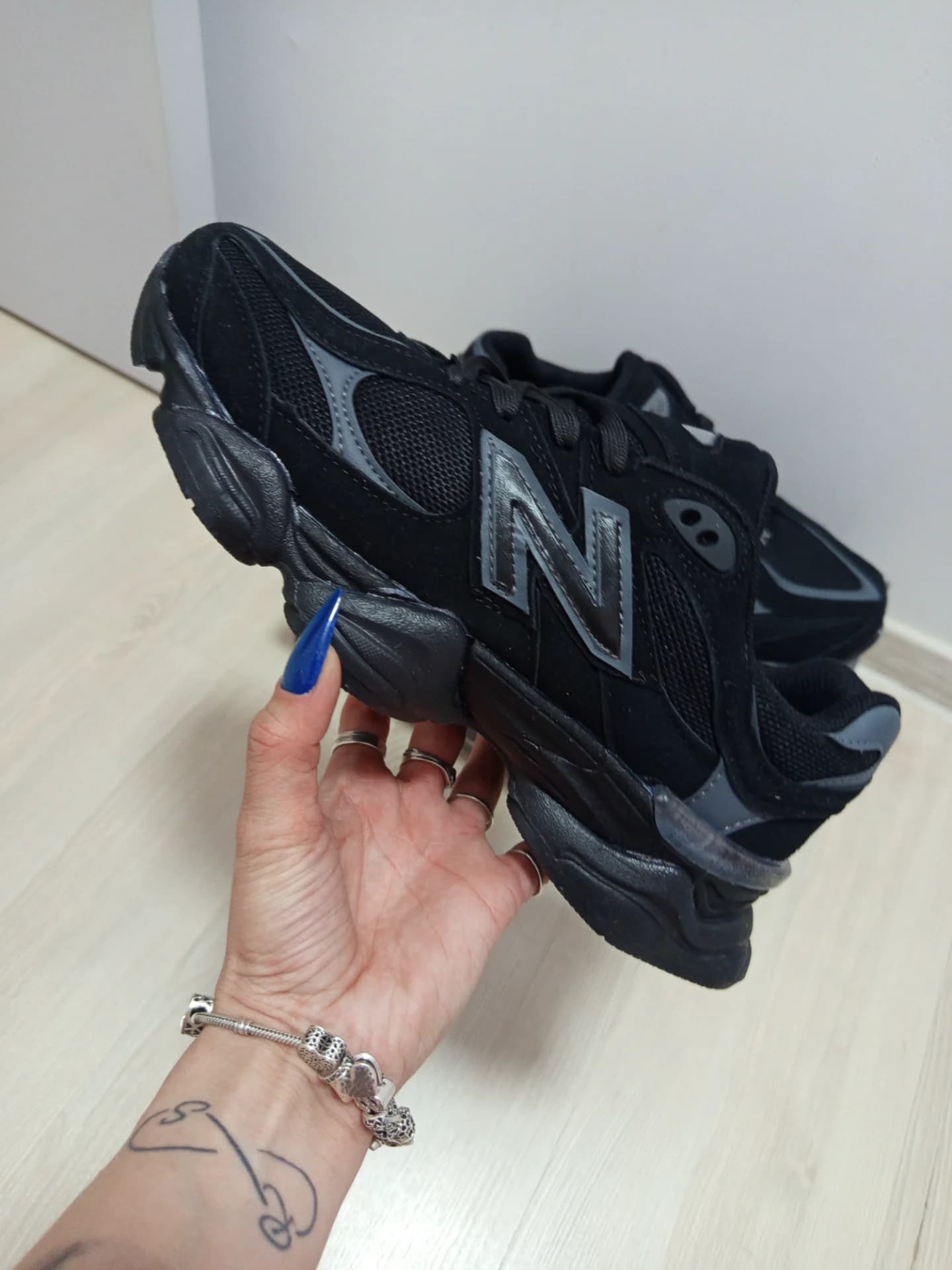 Adidași Newbalance 9060 – fotografia 2 din 6