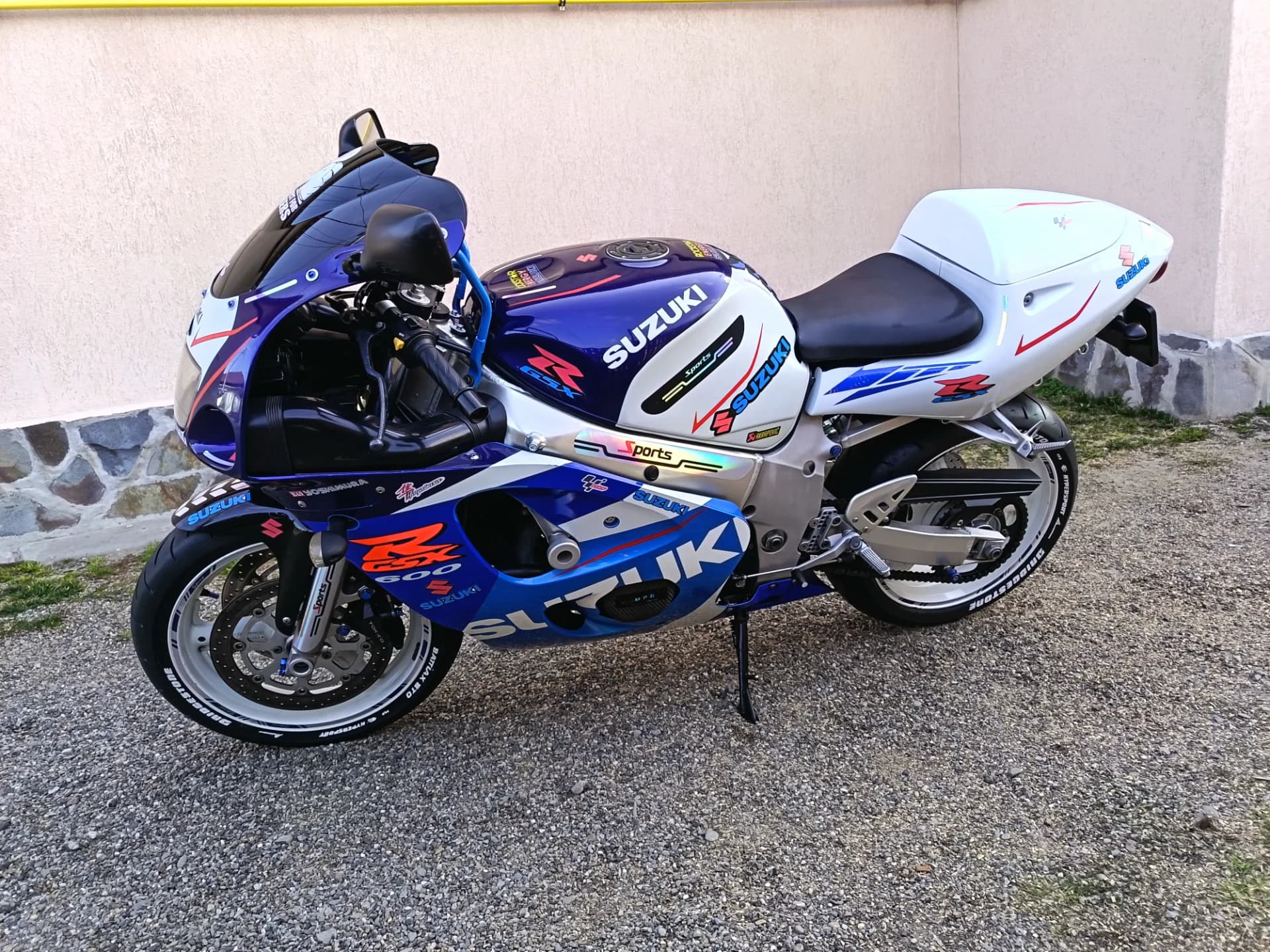 SUZUKI GSXR 600 ! ca NOU – fotografia 5 din 8