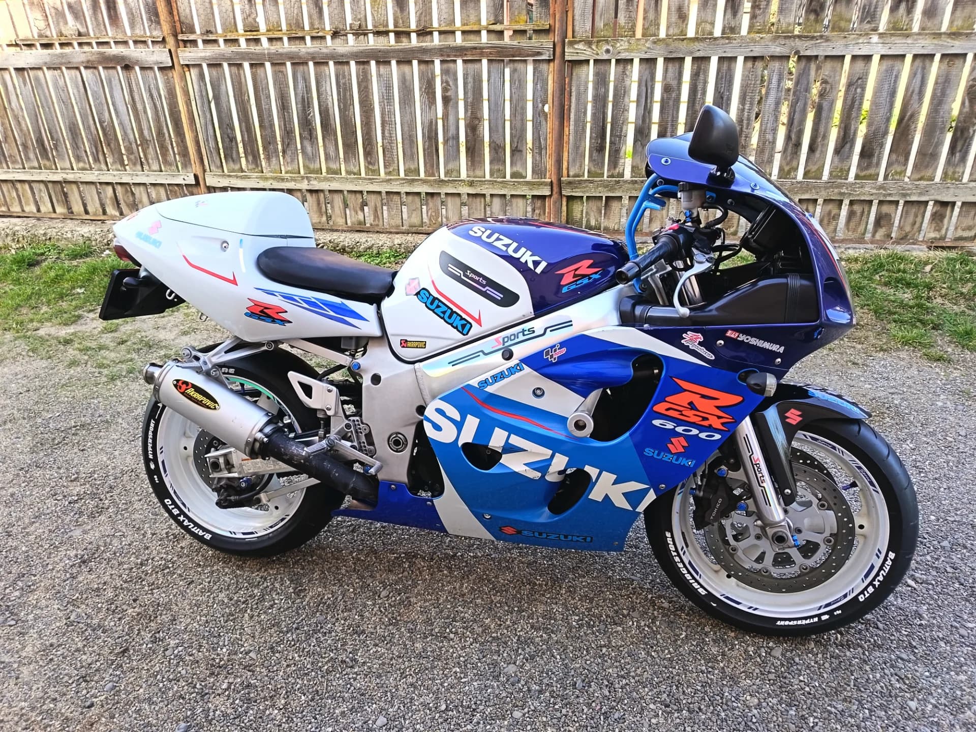 SUZUKI GSXR 600 ! ca NOU – fotografia 4 din 8