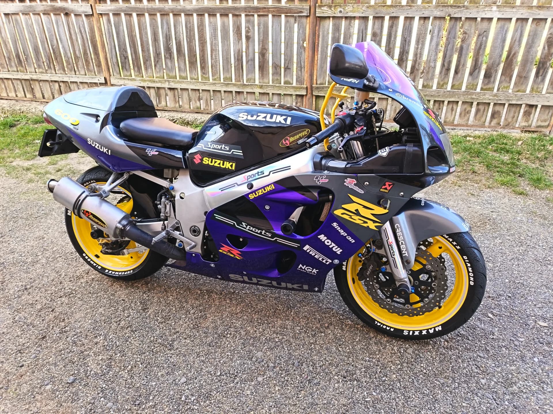 SUZUKI GSXR 600 ! stare FOARTE BUNA – fotografia 4 din 8