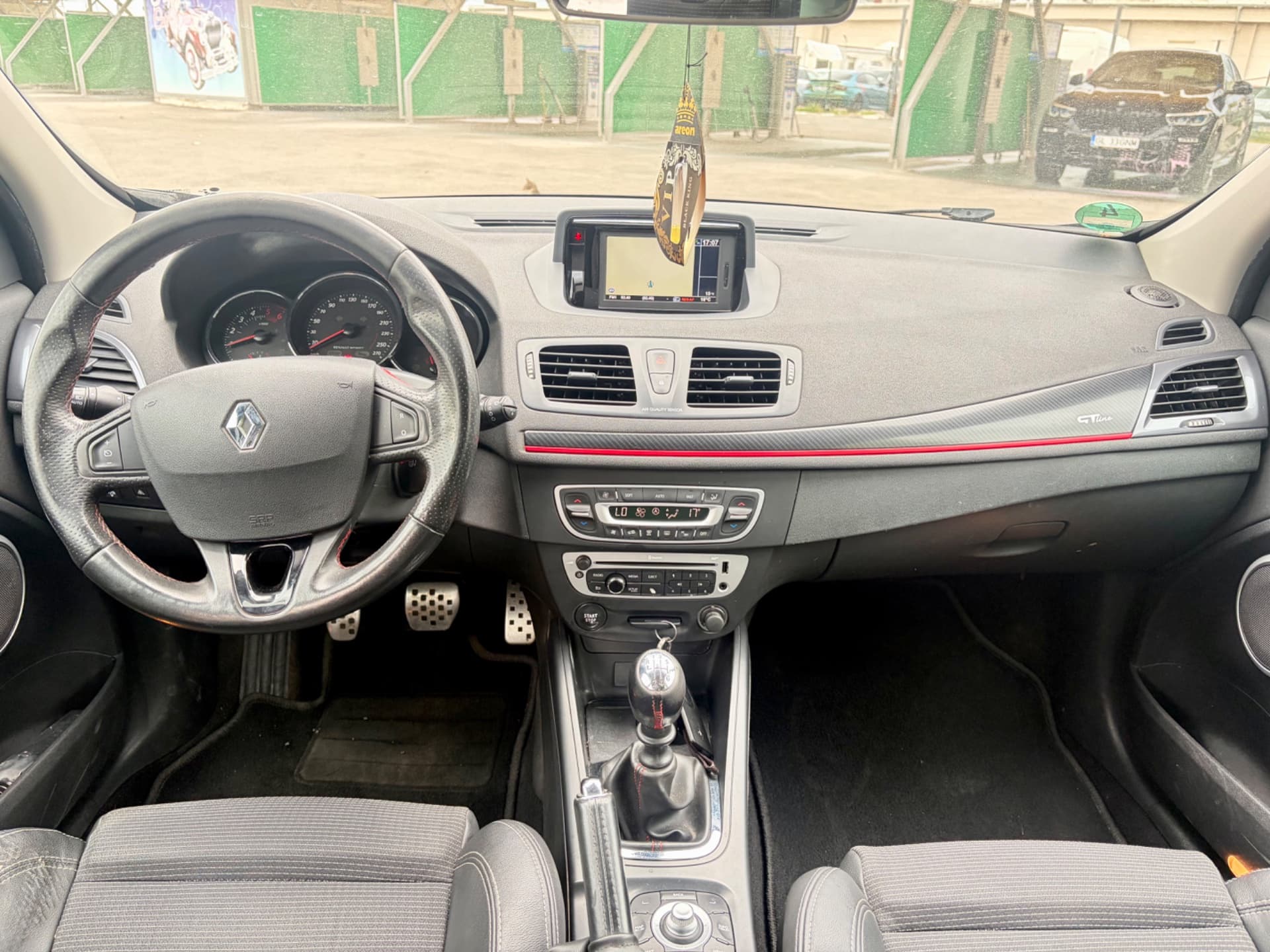 Renault Megane 2012 GT line 1.5 dci 110 cp – fotografia 5 din 7