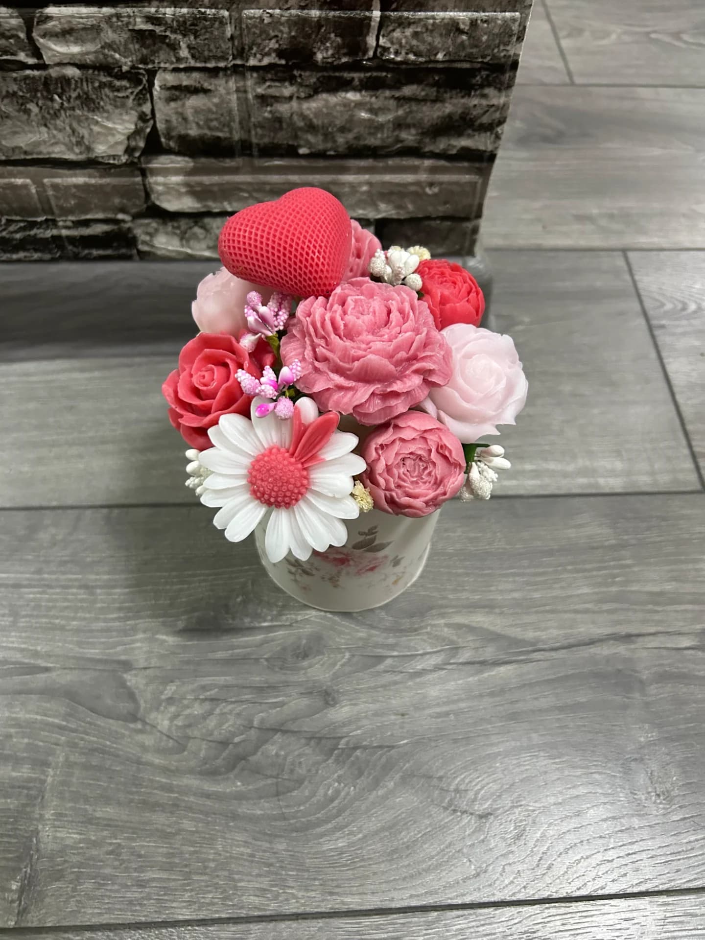 Aranjamente florale parfumate din baza de săpun – Motru, Gorj