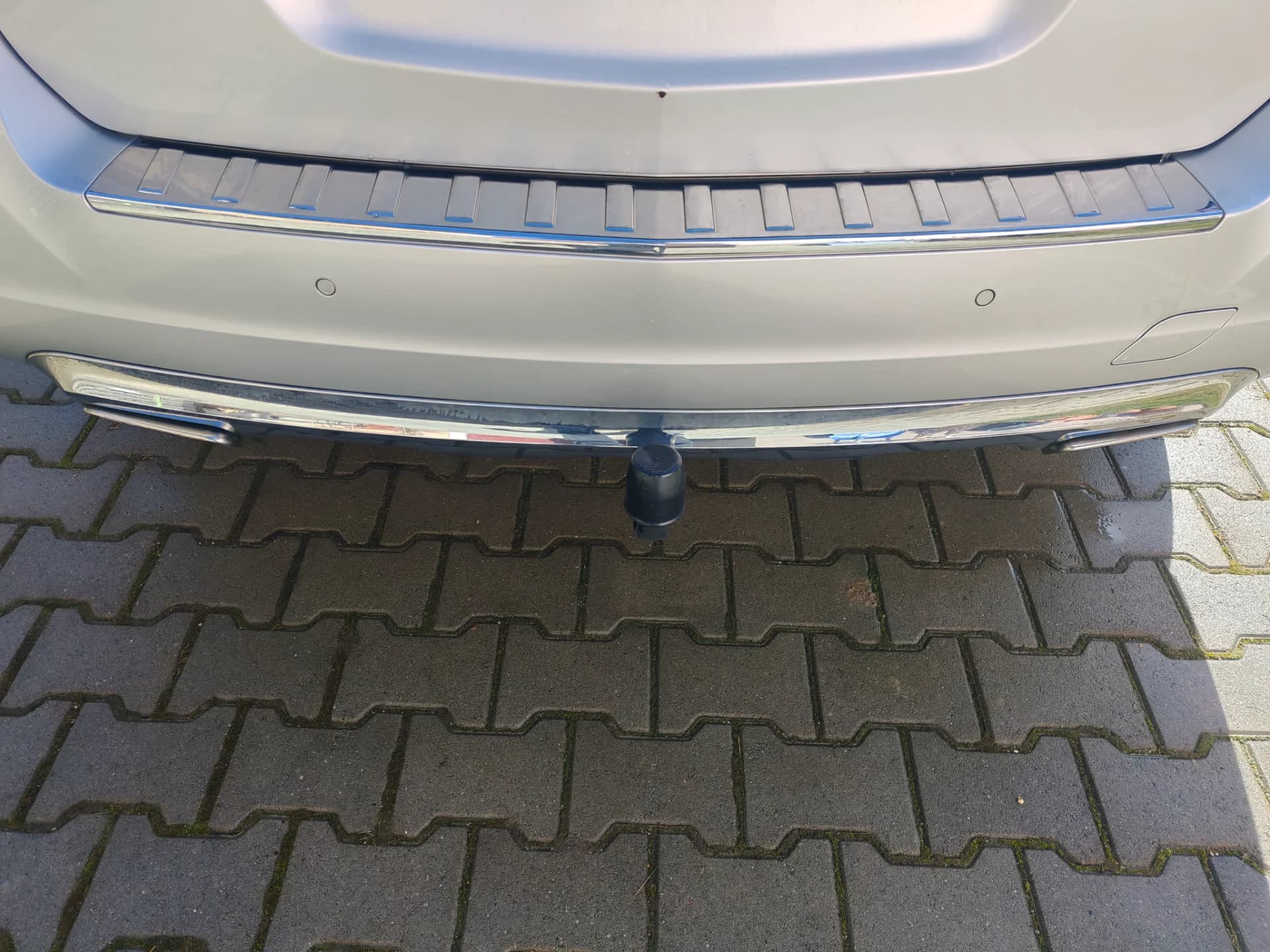 Vând Mercedes GLK – fotografia 4 din 8
