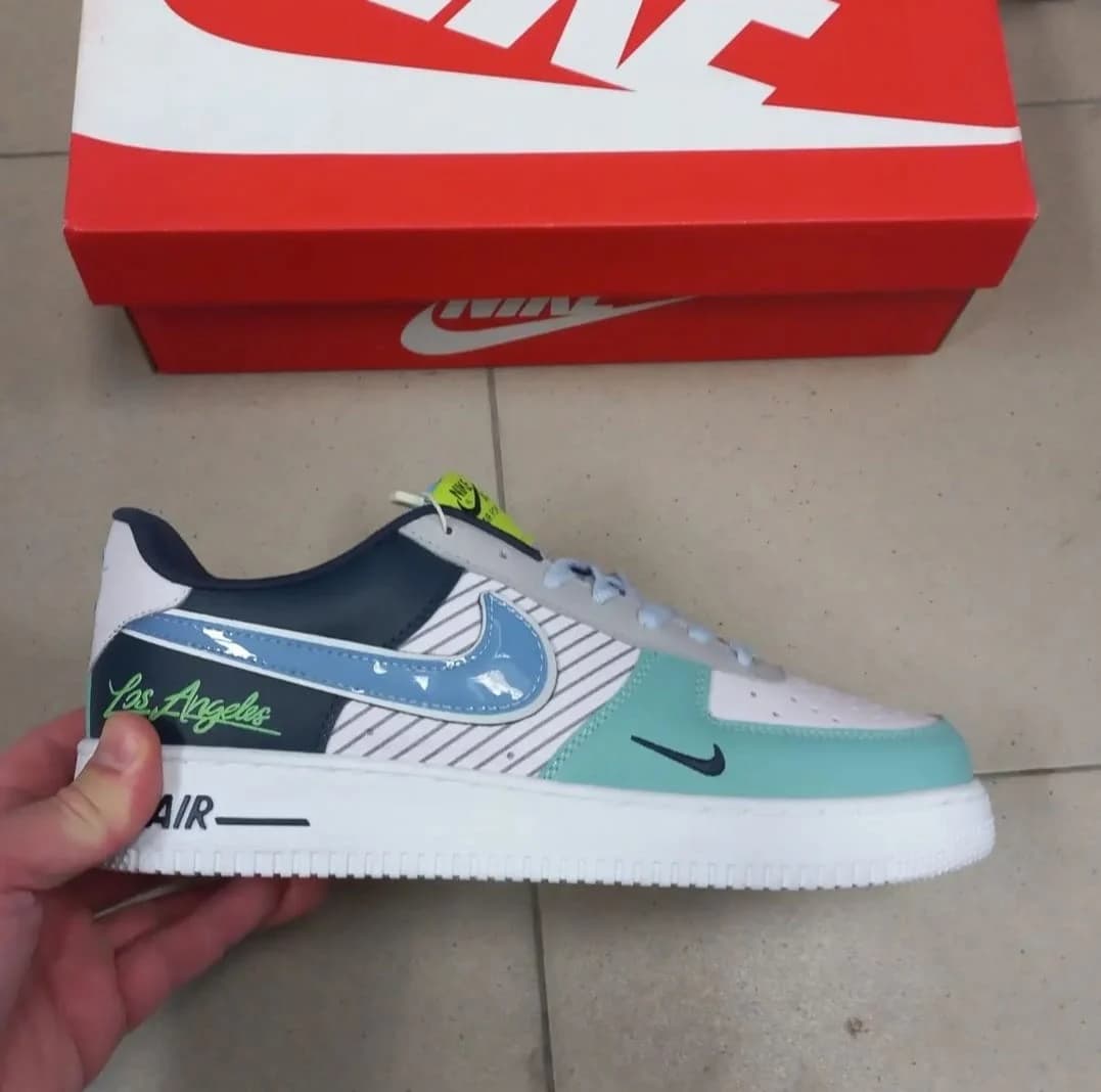 Nike Air Force 1 L.A. 305 – fotografia 3 din 5