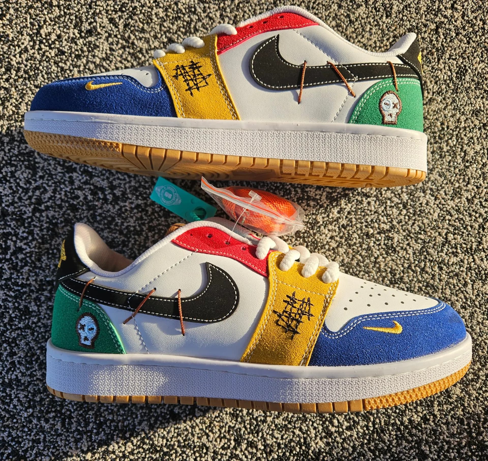 Nike Air Jordan 1 Low WMNS White/Yellow – fotografia 4 din 6