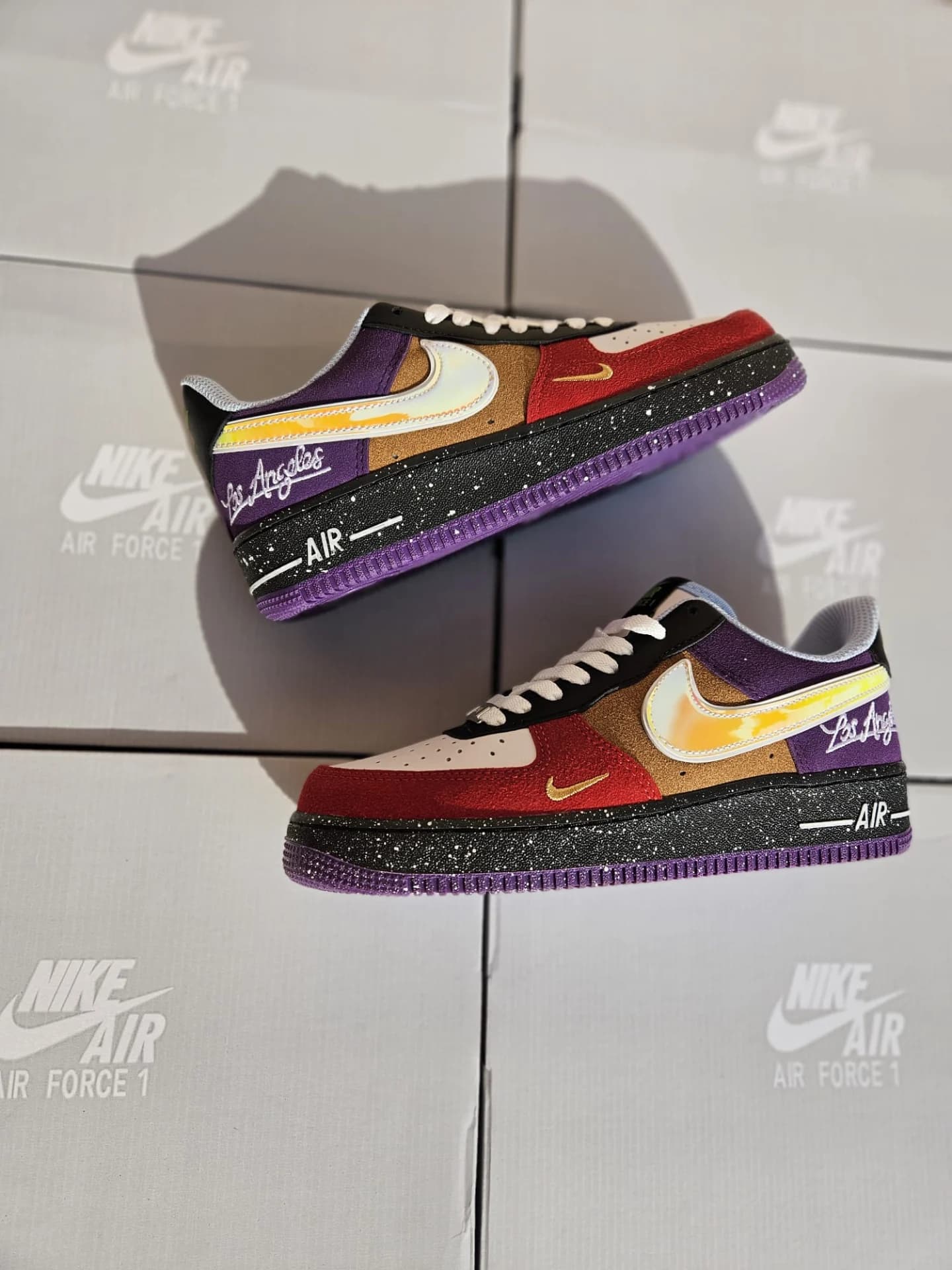 Nike Air Force 1 07 LV8 What The La – fotografia 3 din 4