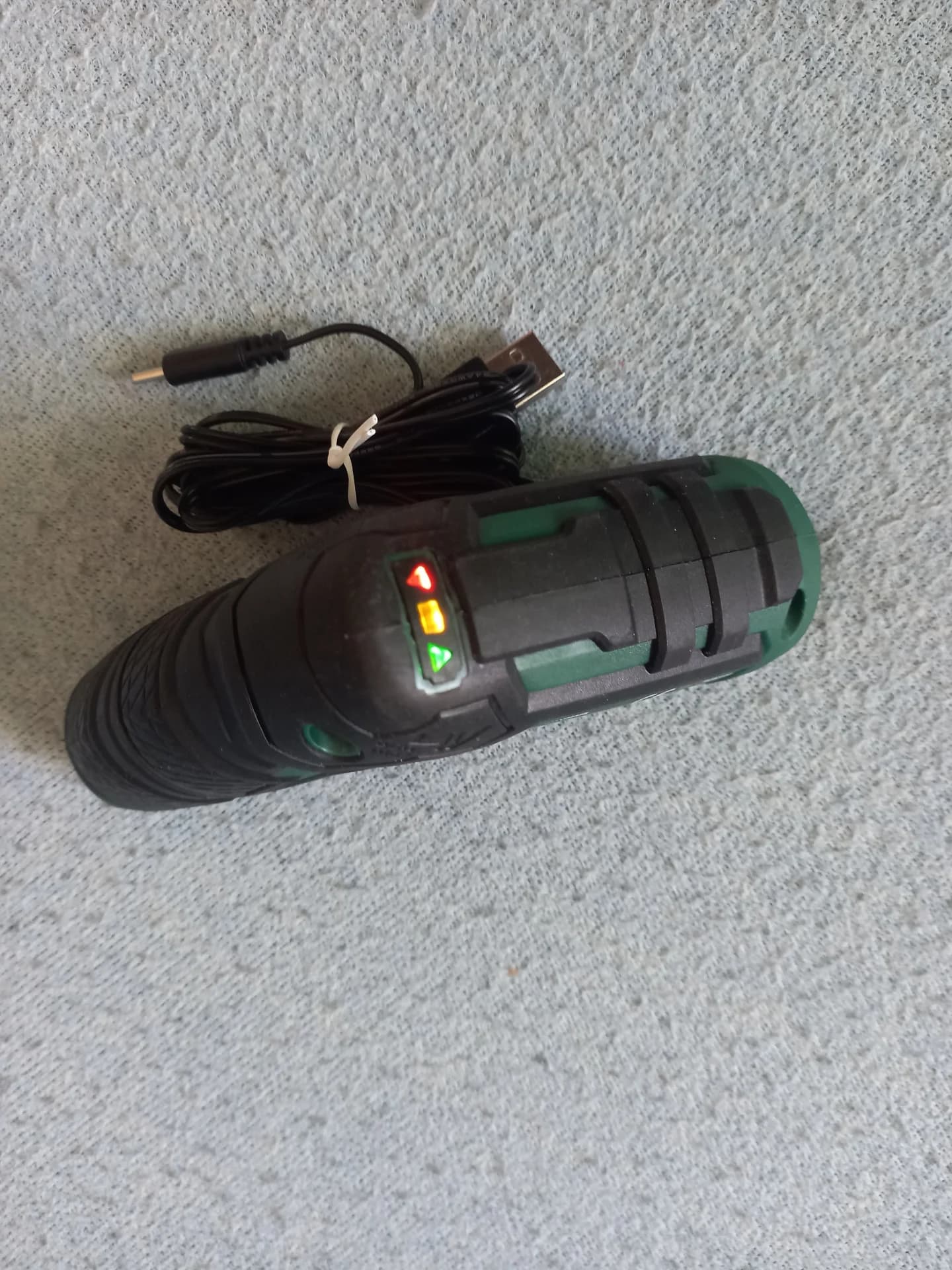 șurubelniță electrică parkside. Multicutter universal cu acumulator – fotografia 4 din 7
