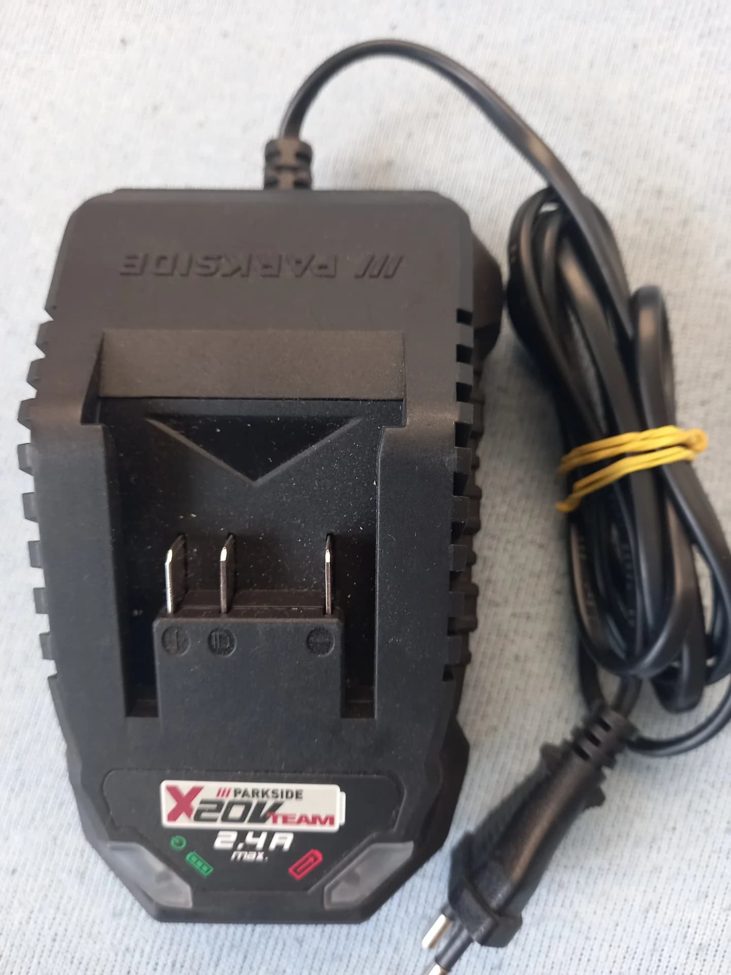 Incarcator acumulator Parkside® 20V 2,4 A PLG 20 C1 – Roman, Neamț – Scule