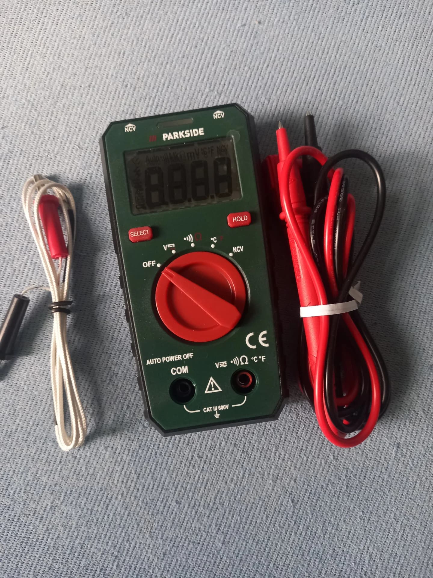 Multimetru digital automat Parkside, masurare AC/DC, 300V 69 RON
