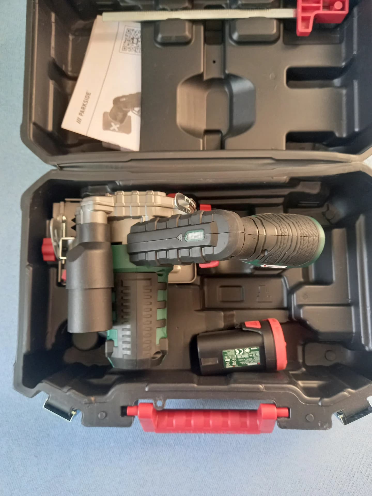 Ferastrau circular pe acumulator Parkside ,produs nou 225 RON – fotografia 4 din 5