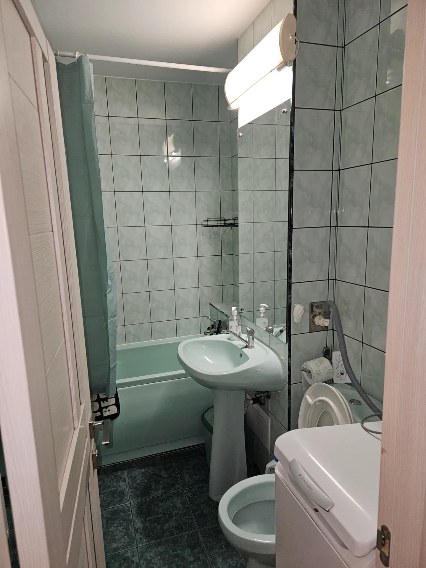 Schimb sau vand apartament 2 camere decomandat in Brasov cu apatament similar in Bucuresti – fotografia 8 din 8