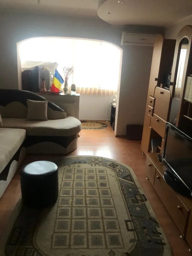 Oferim spre vânzare apartament zona centrală