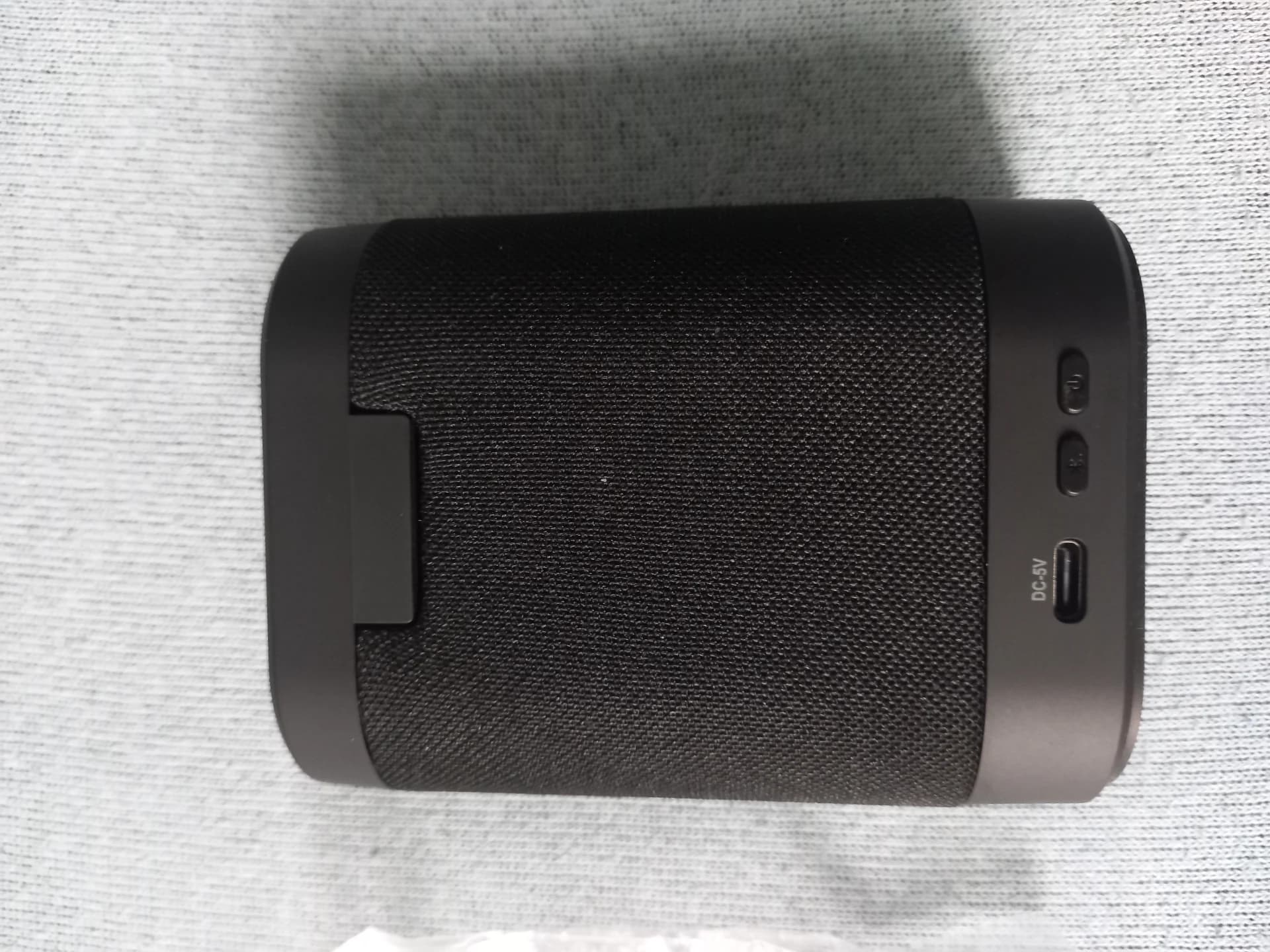 Căști Bluetooth Silvercrest 2 în 1 cu cutie difuzor 120 RON – fotografia 3 din 3
