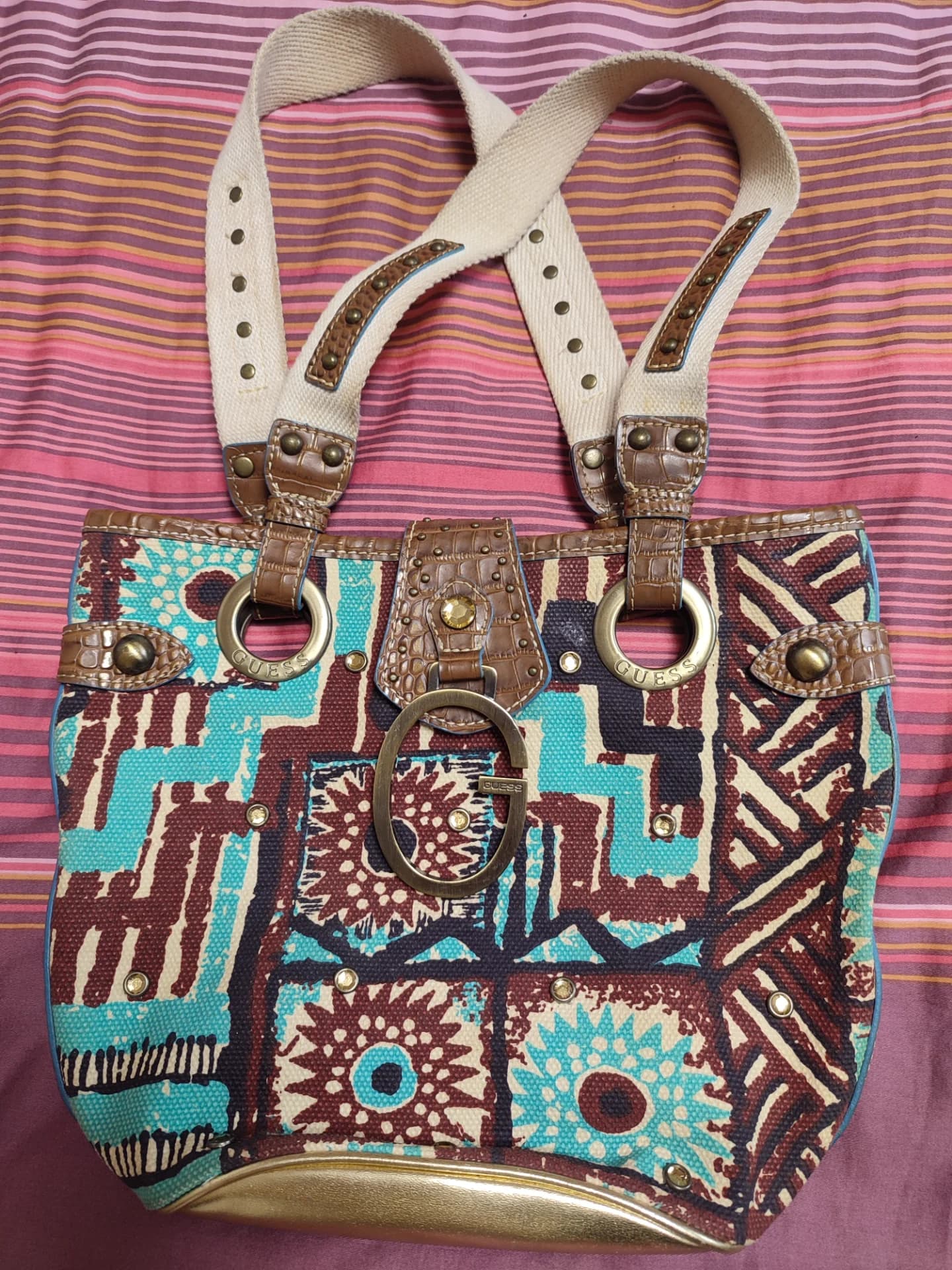 Poșetă Guess colorată – Cluj-Napoca, Cluj – Accesorii
