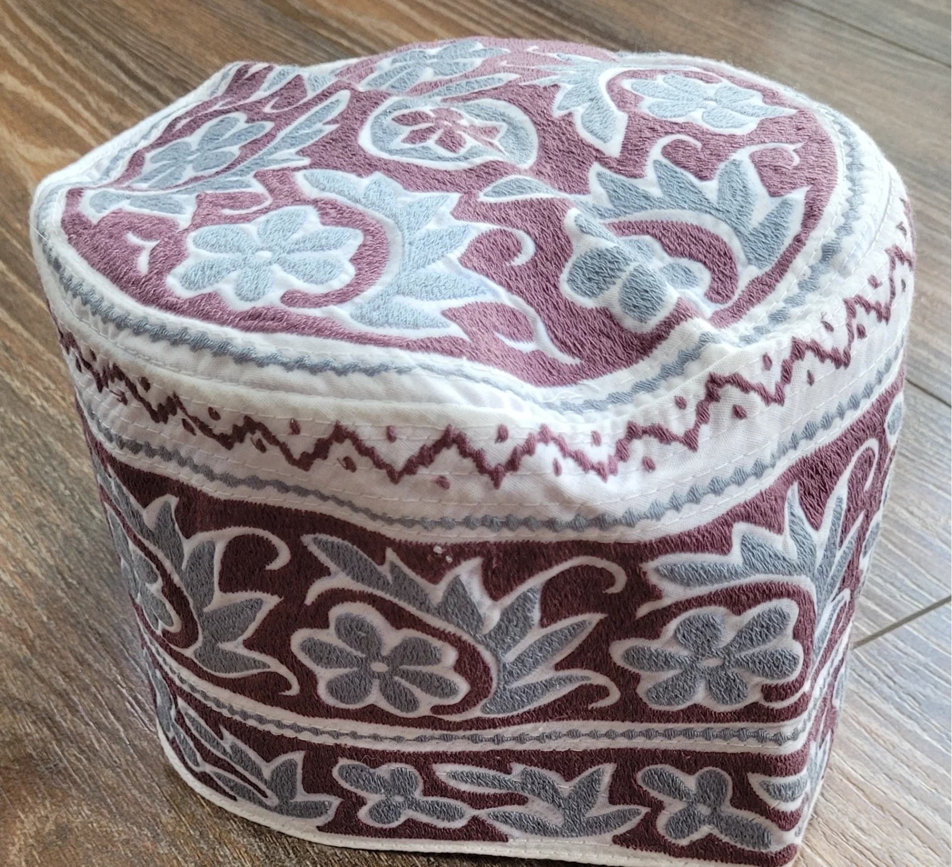 Caciula Kummah Omani