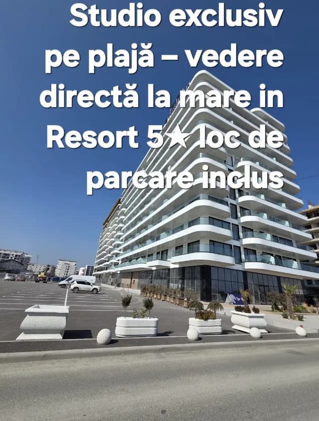 Studio cu parcare prima linie Mamaia Nord in Resort 5 *