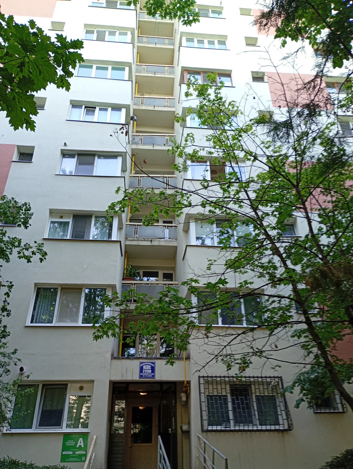 Vand apartament sector 2 – fotografia 3 din 8