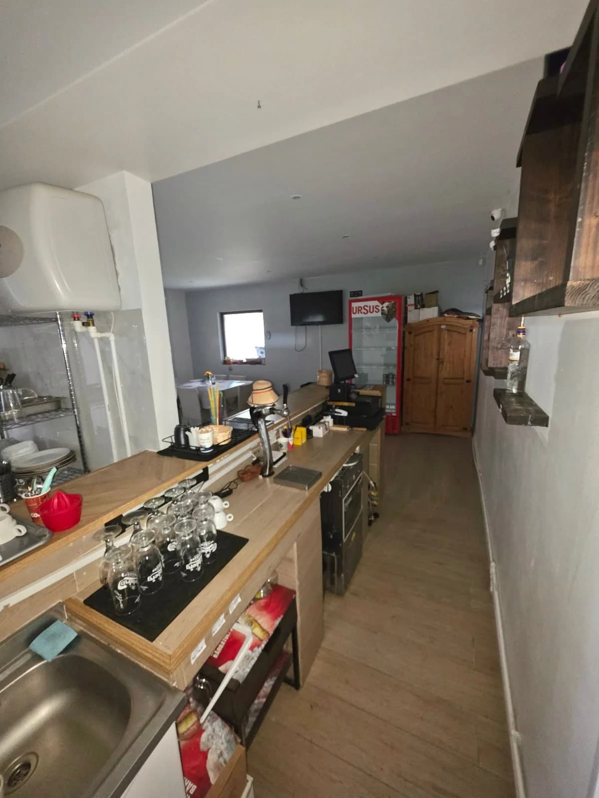 Spatiu comercial si teren – fotografia 6 din 7