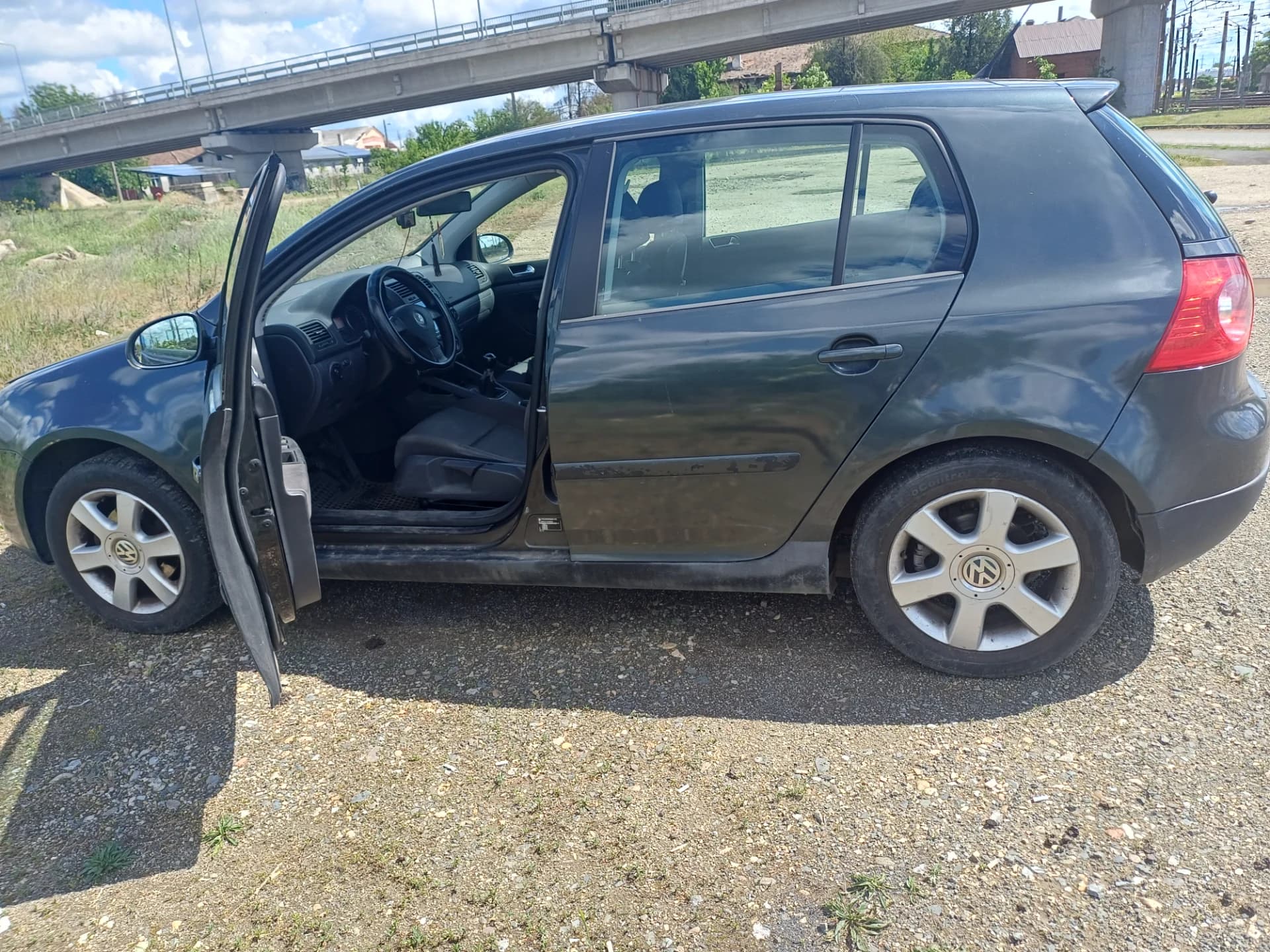 VW Golf 5 1.4 MPI – Arad, Arad – Mașini